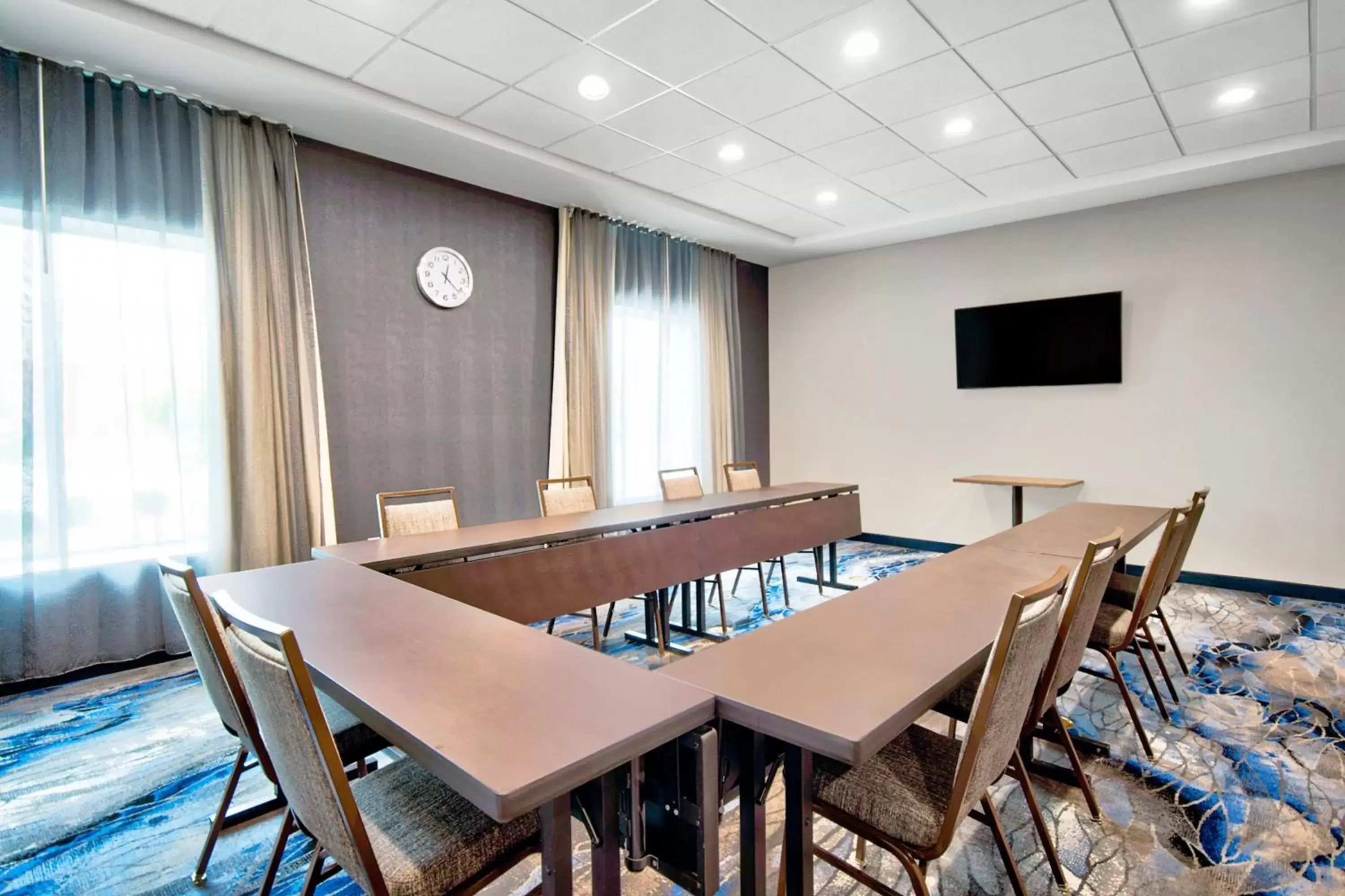 Meeting/conference room in Fairfield by Marriott Inn & Suites Cincinnati North West Chester