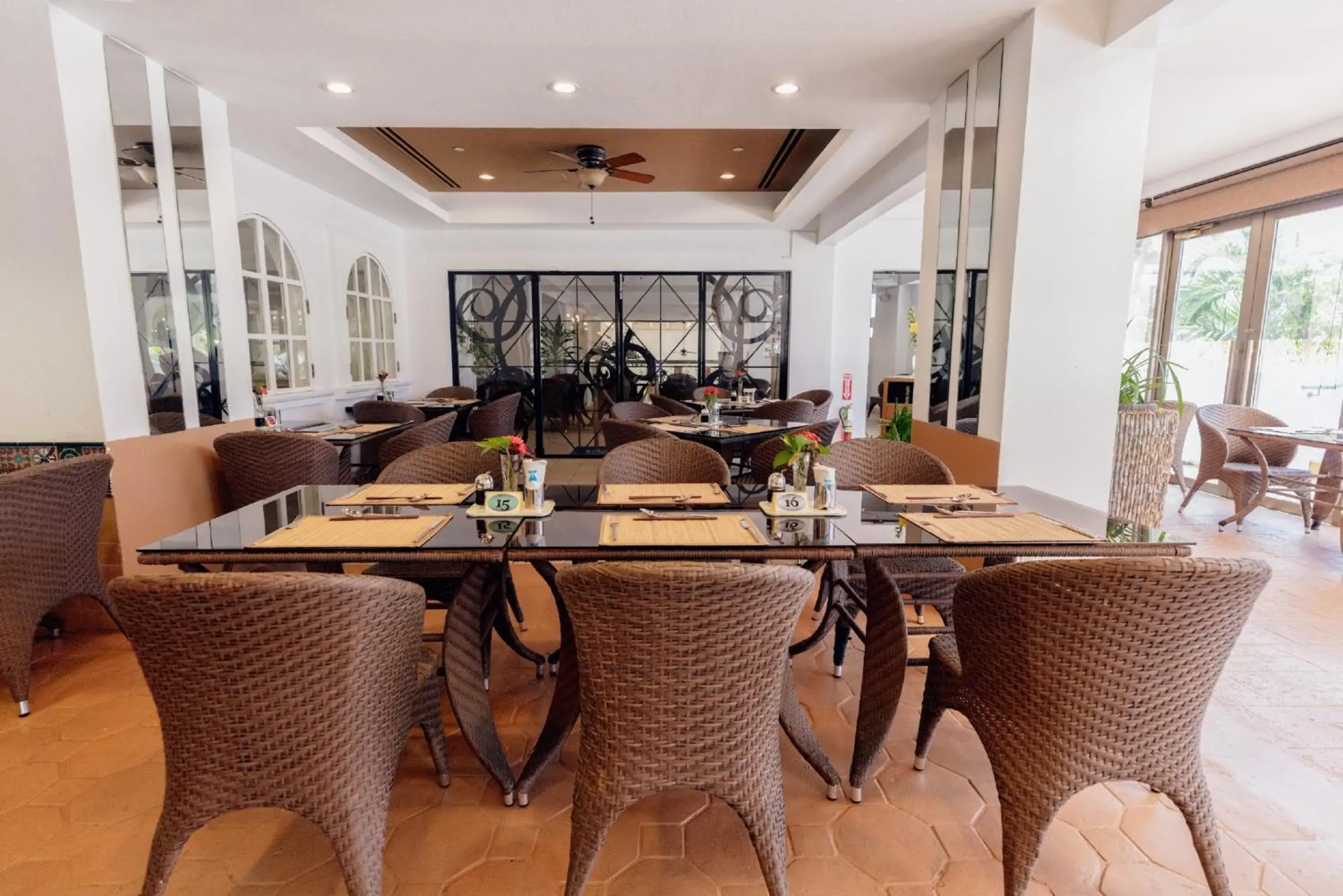 Restaurant/Places to Eat in Grandvrio Resort Saipan