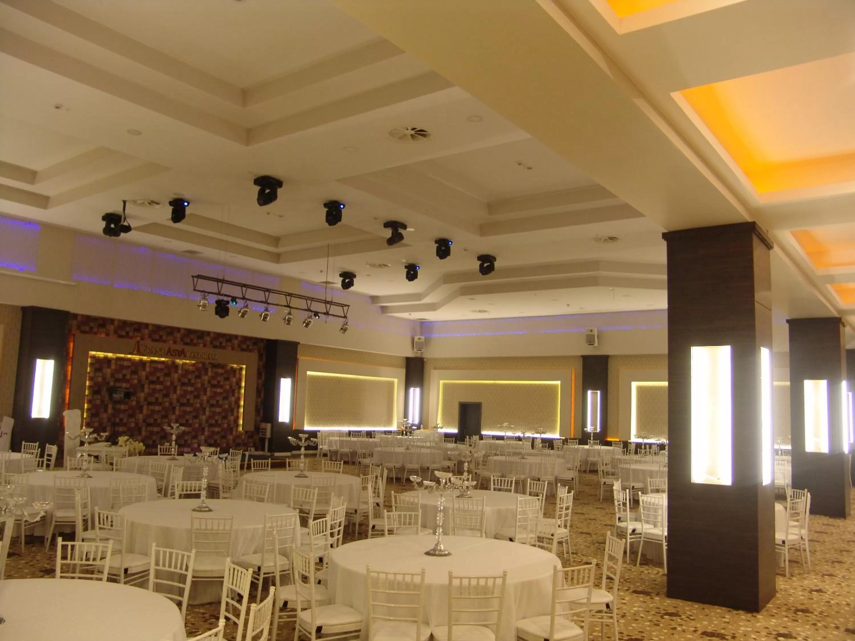 Banquet/Function facilities in Grand Asya Hotel