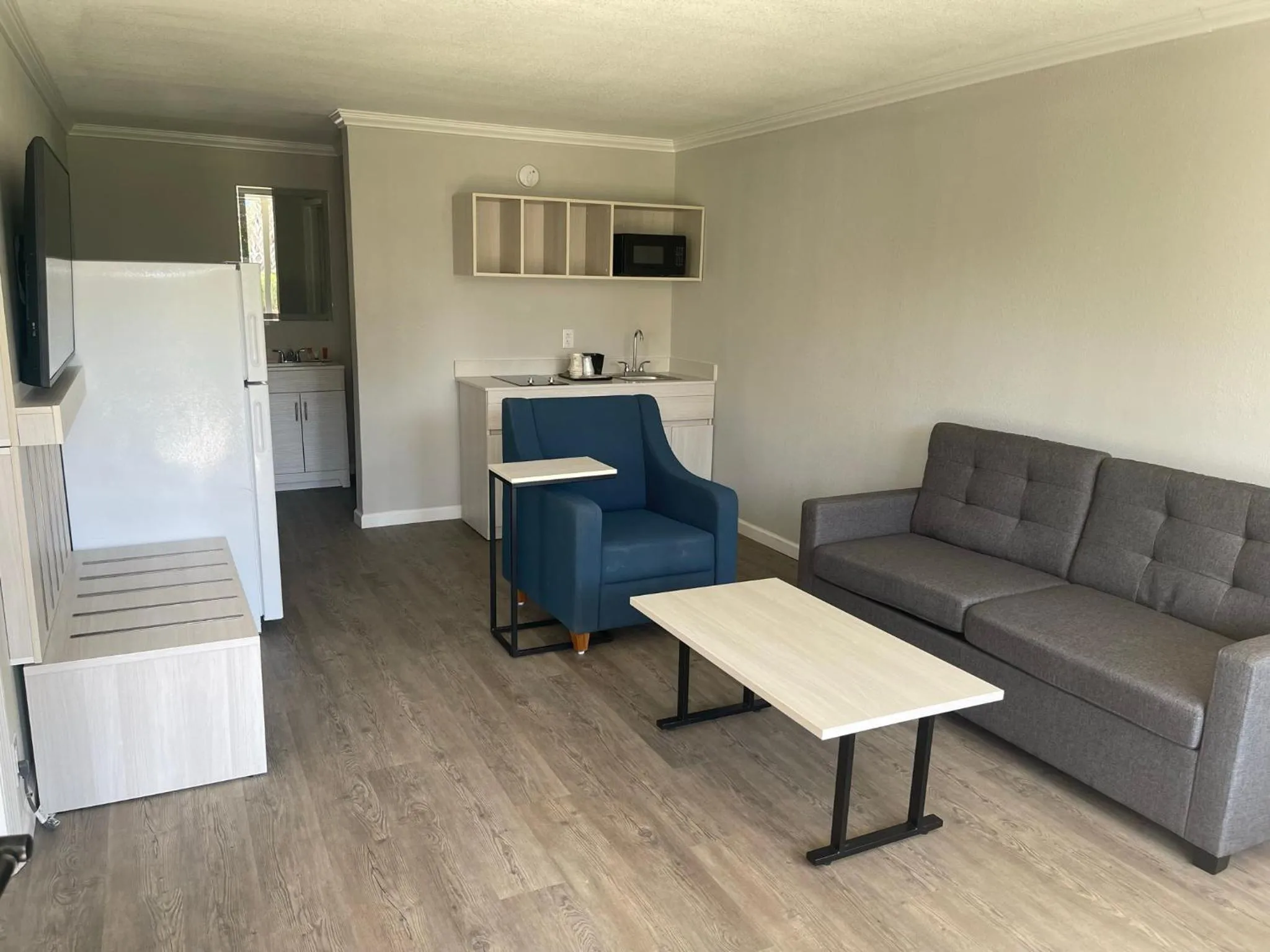 Living room in MainStay Suites Florence - Darlington