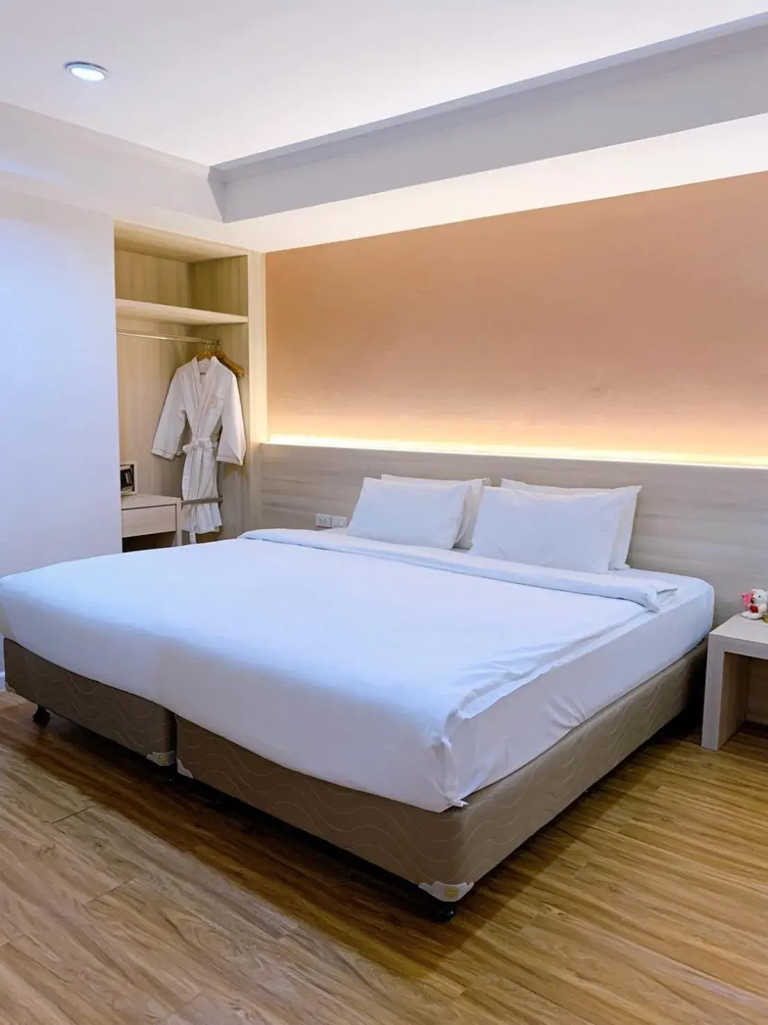 Bedroom, Bed in Miloft Sathorn Hotel - SHA Plus Certified Bedroom, Bed in Miloft Sathorn Hotel - SHA Plus Certified