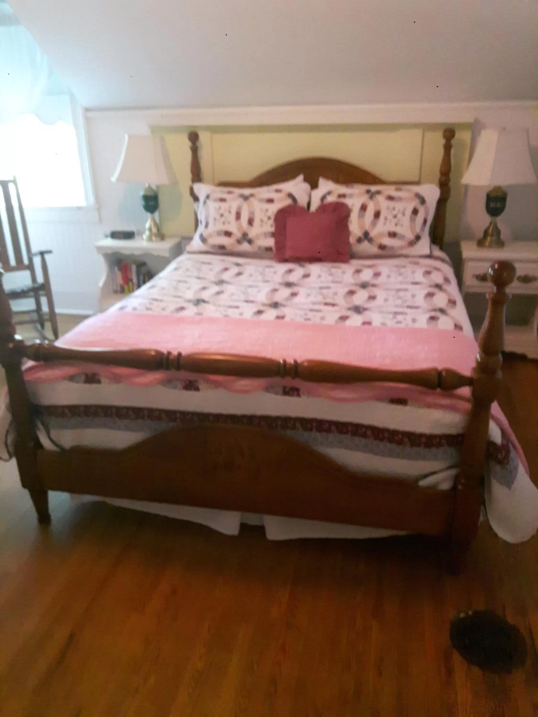 Bed in Gables Bed & Breakfast