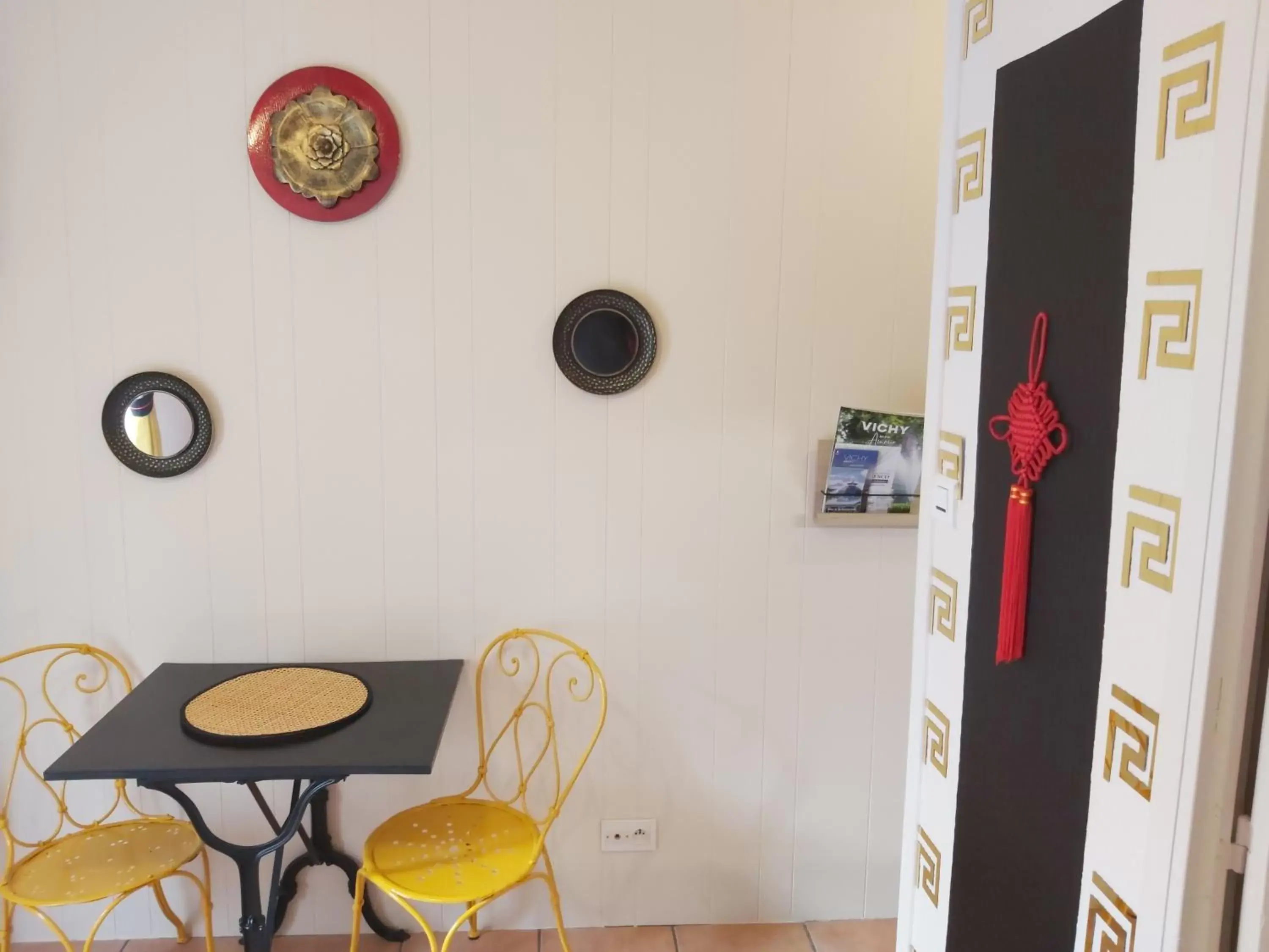 Studio - Rêves d'Asie n° 6 in Vichy Sejour Studio - Rêves d'Asie n° 6 in Vichy Sejour