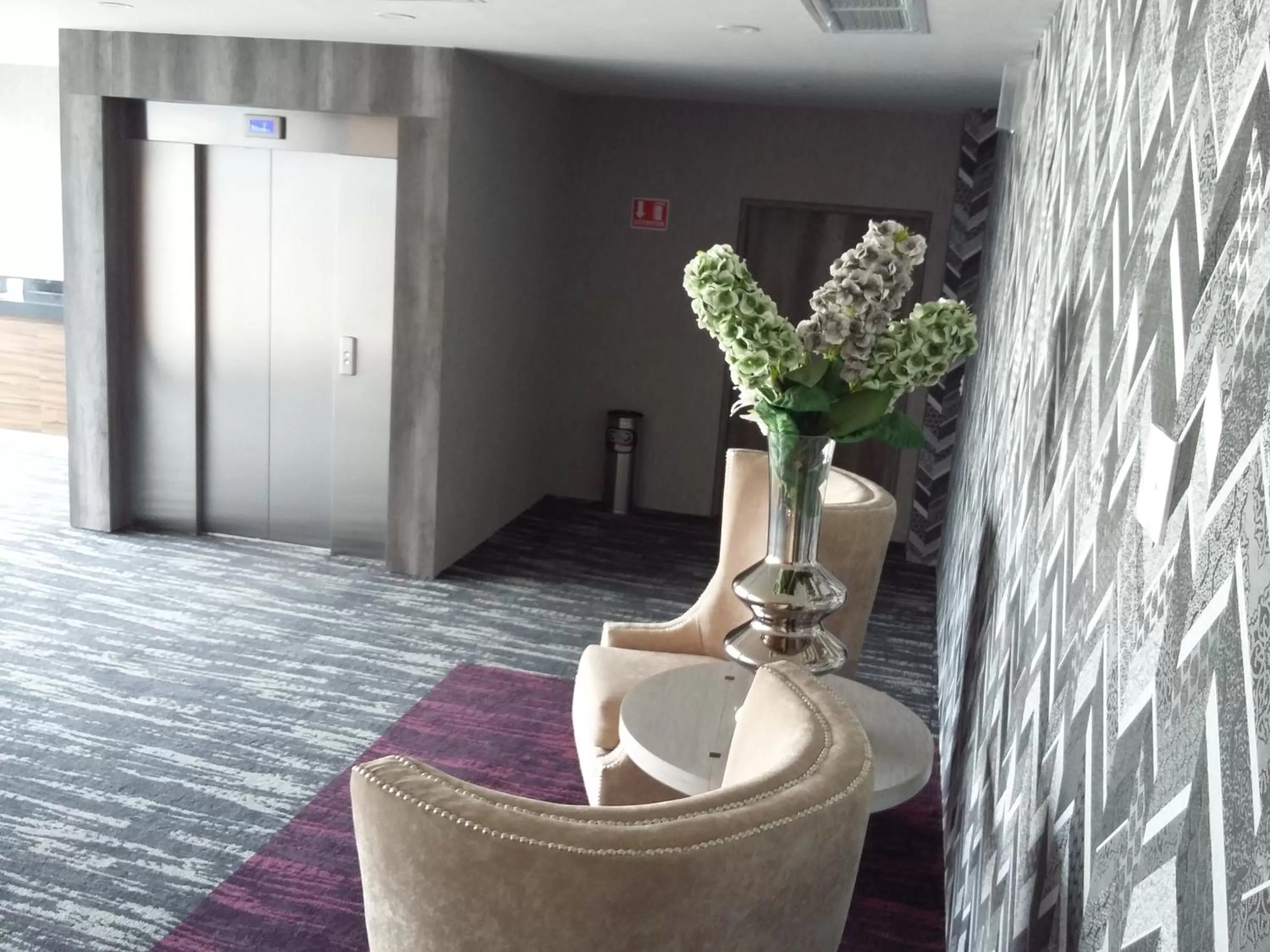 Living room in Wyndham Garden Aguascalientes Hotel & Casino