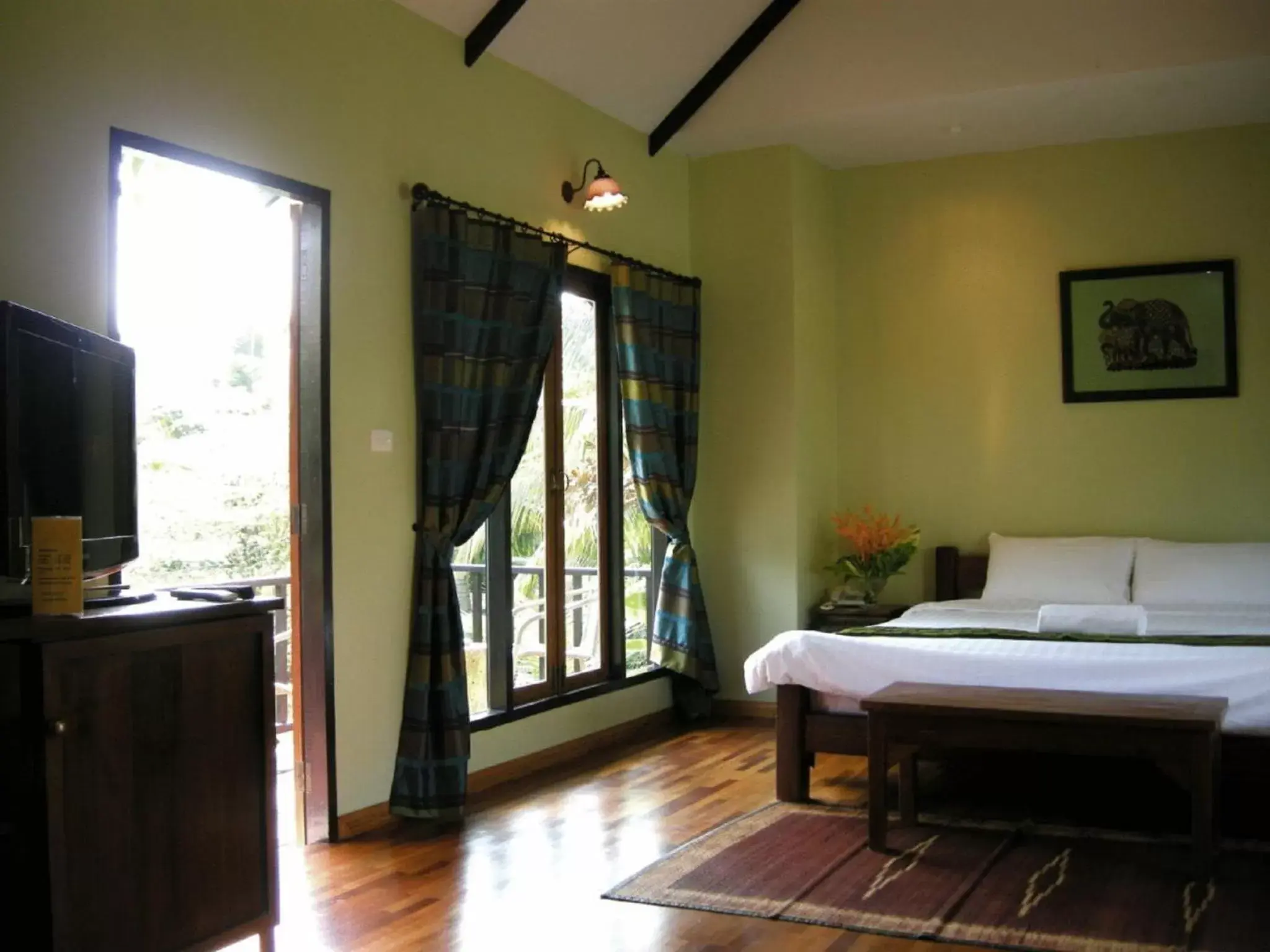 Bed in Baan Thai House