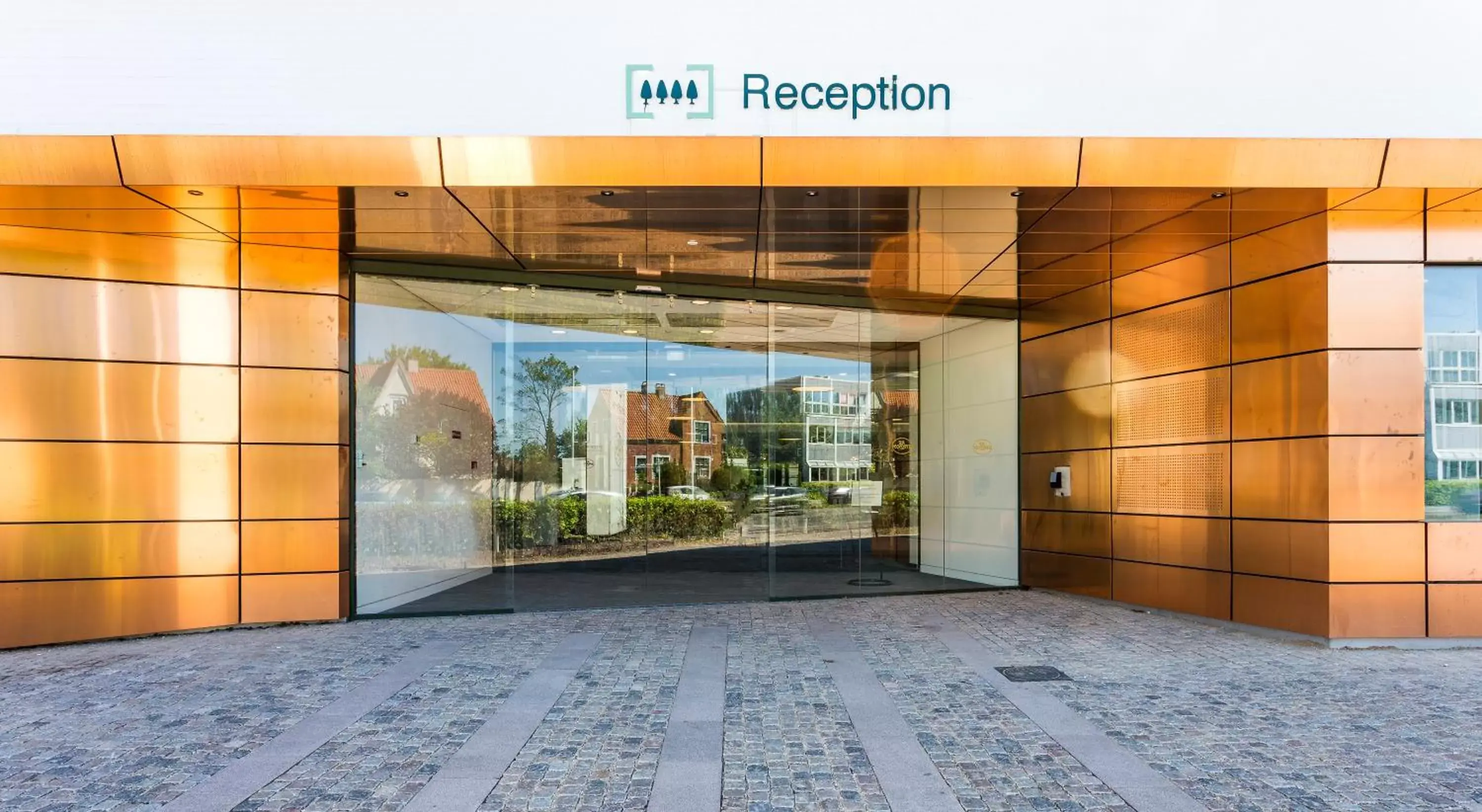 Property building in Glostrup Park Hotel Property building in Glostrup Park Hotel