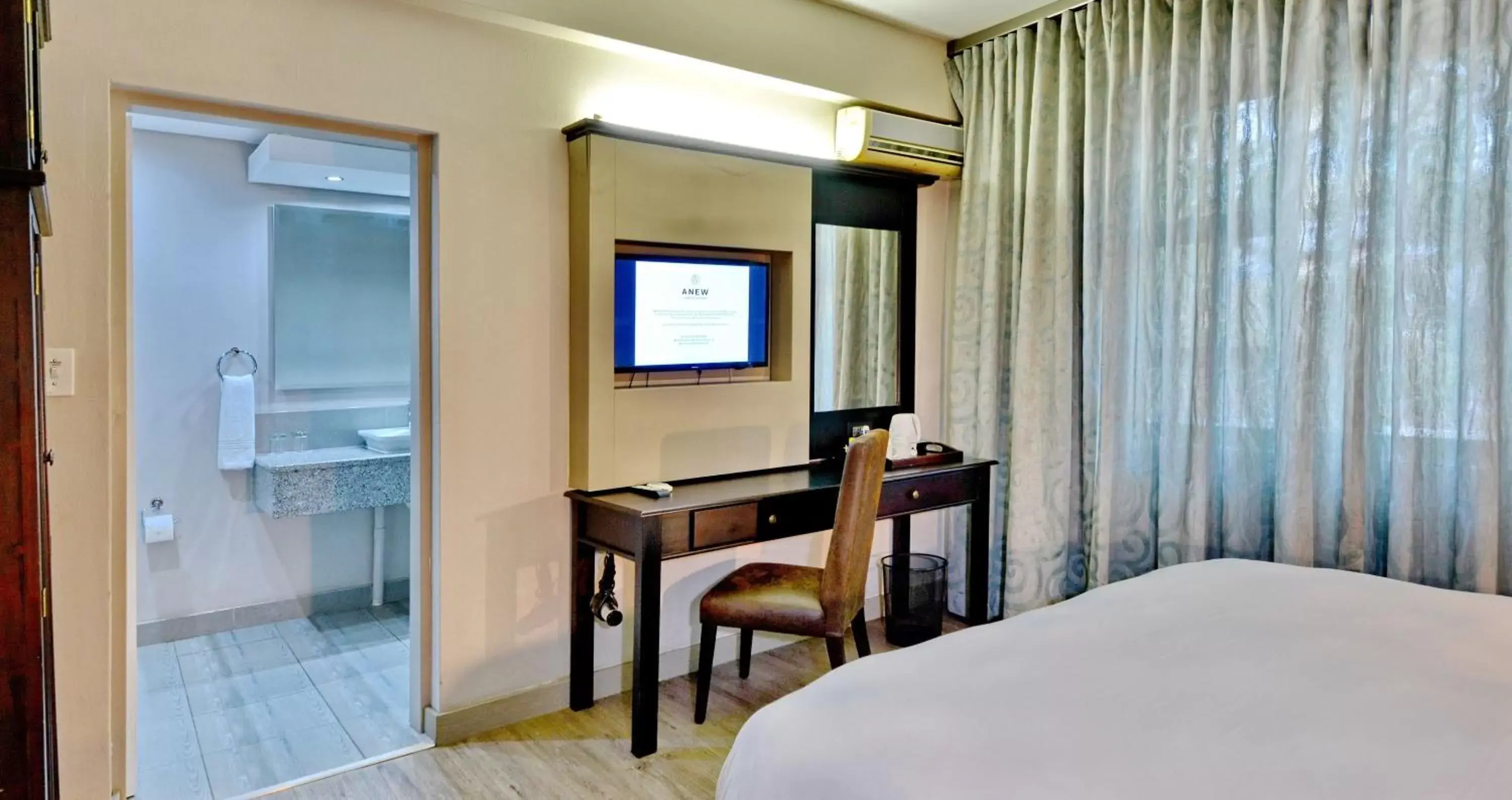 Bed in ANEW Hotel Capital Pretoria