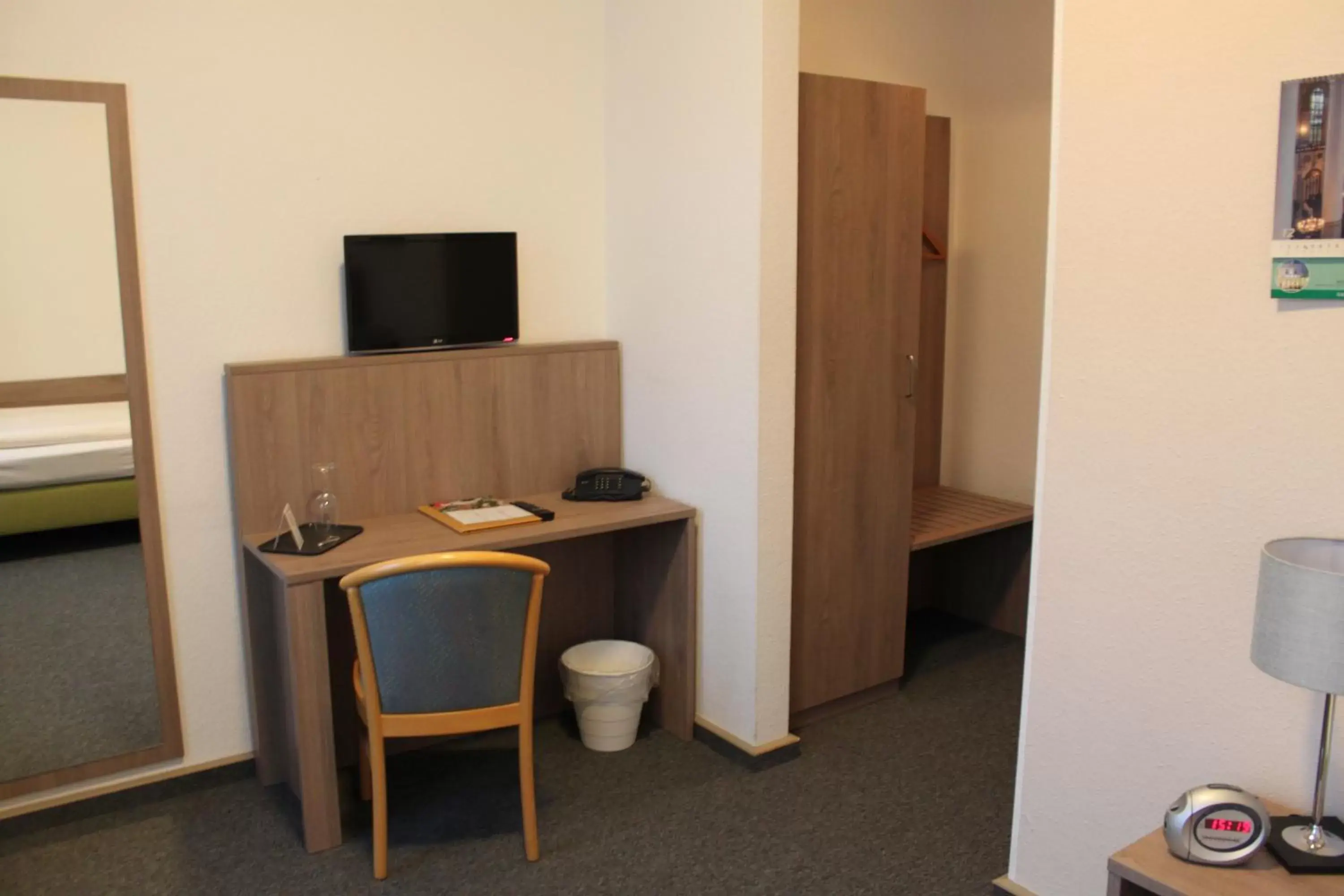 Single Room in Hotel Sächsischer Hof Single Room in Hotel Sächsischer Hof