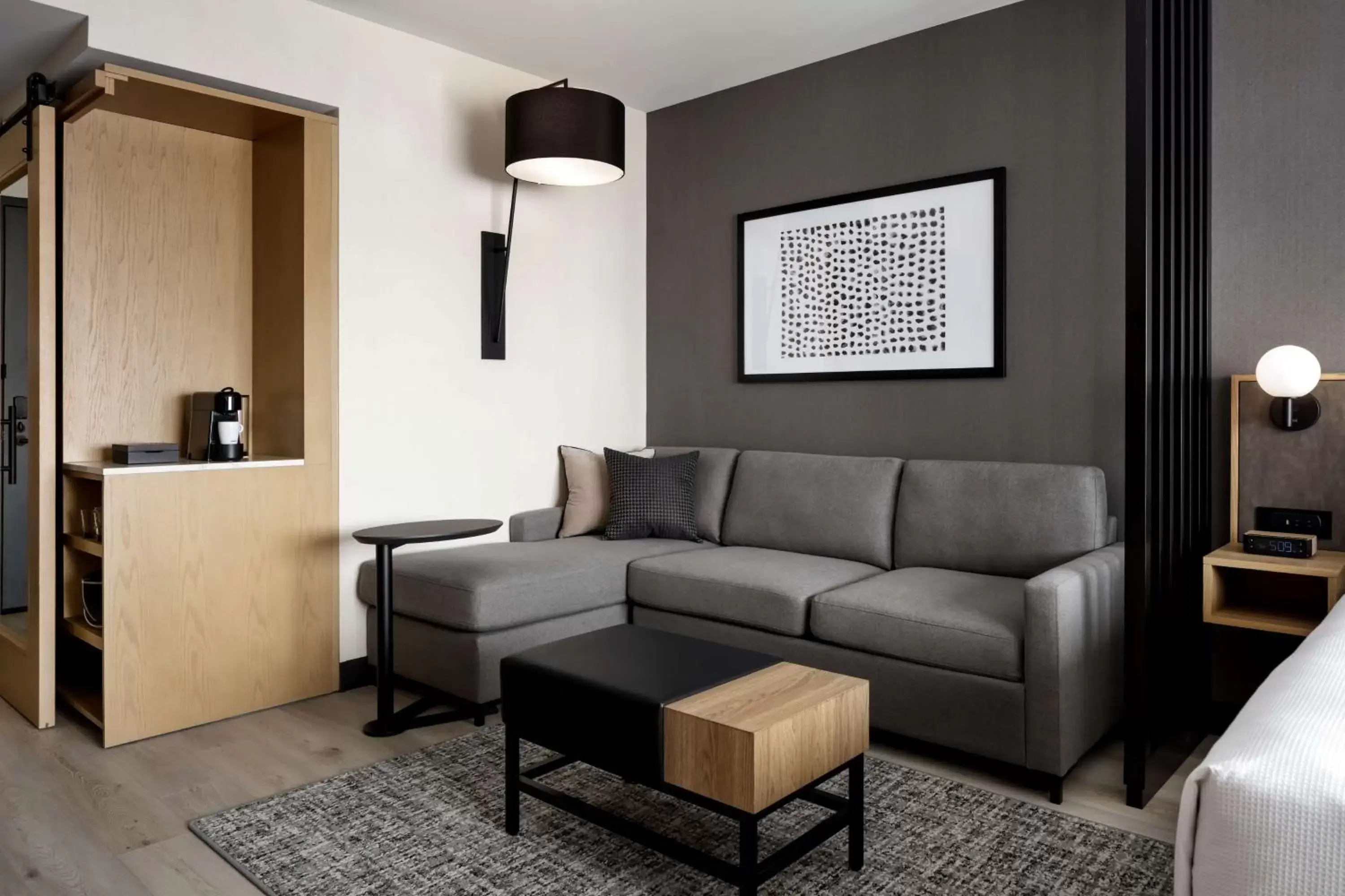 Bedroom, Seating Area in Hyatt Place Montreal - Downtown