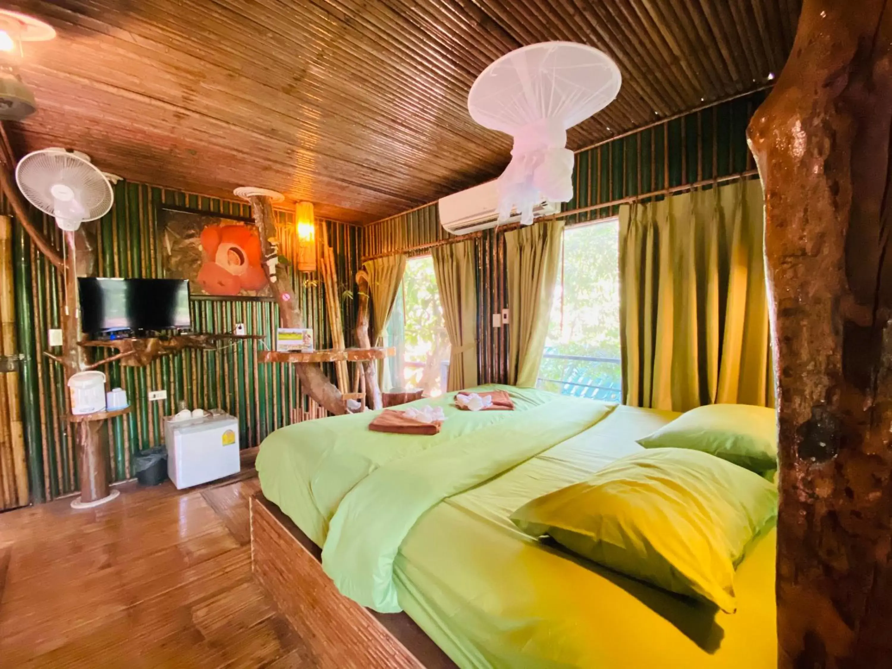 Photo of the whole room, Bed in Khao Sok Tree House Resort Photo of the whole room, Bed in Khao Sok Tree House Resort