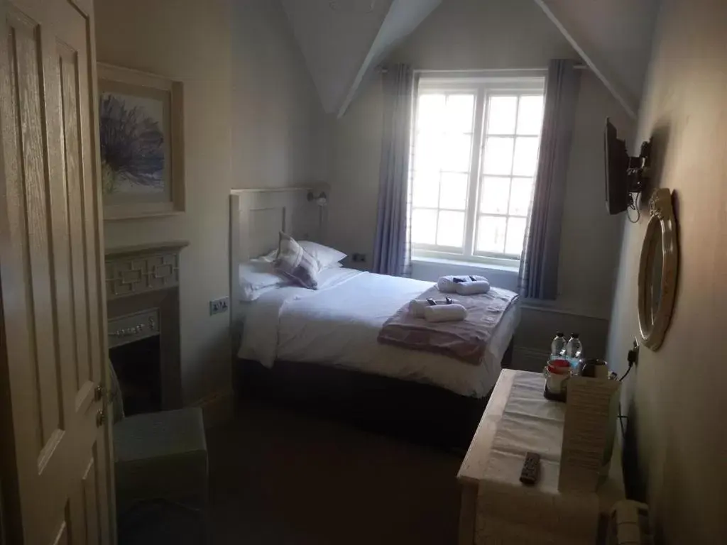 Superior Double Room in The Bear Marlborough