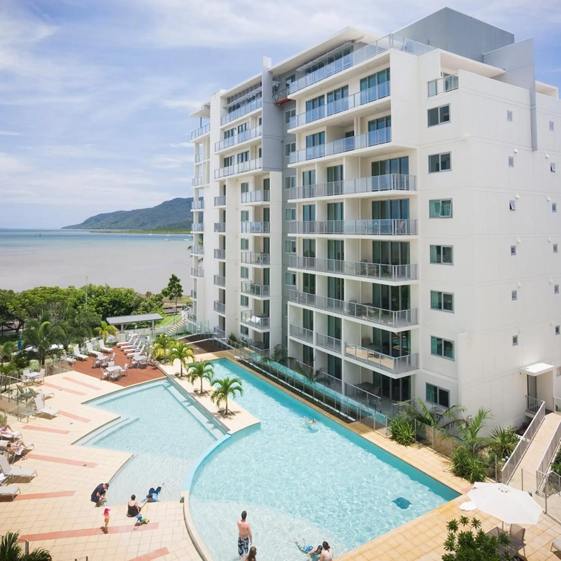 Facade/entrance, Pool View in Mantra Trilogy