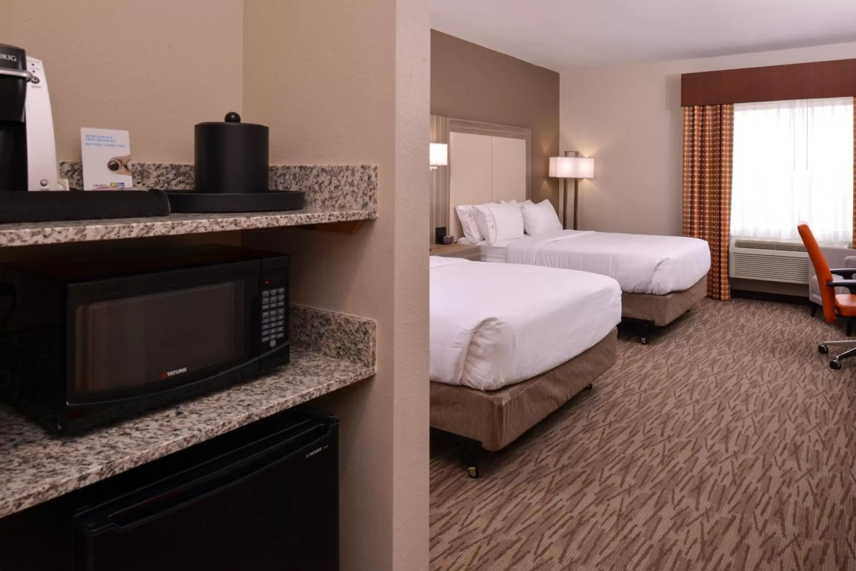 Photo of the whole room in Holiday Inn Express & Suites Williams, an IHG Hotel