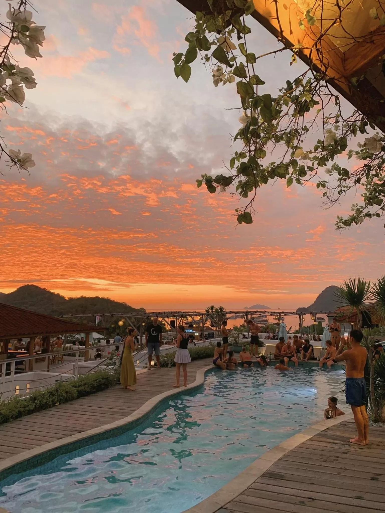Swimming pool in Seaesta Komodo Hotel & Hostel