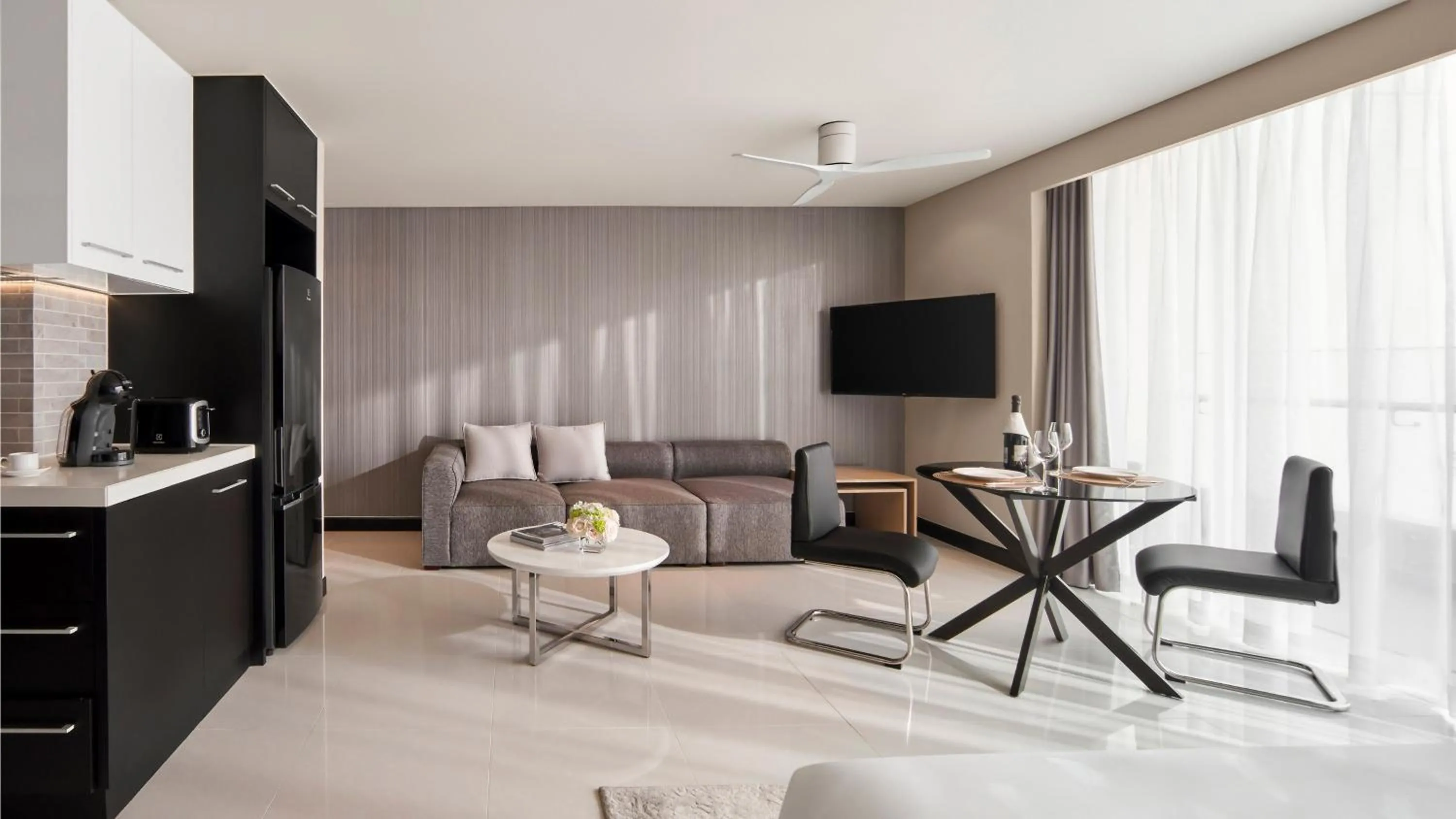 Classic King Room in Costa Executive Residences