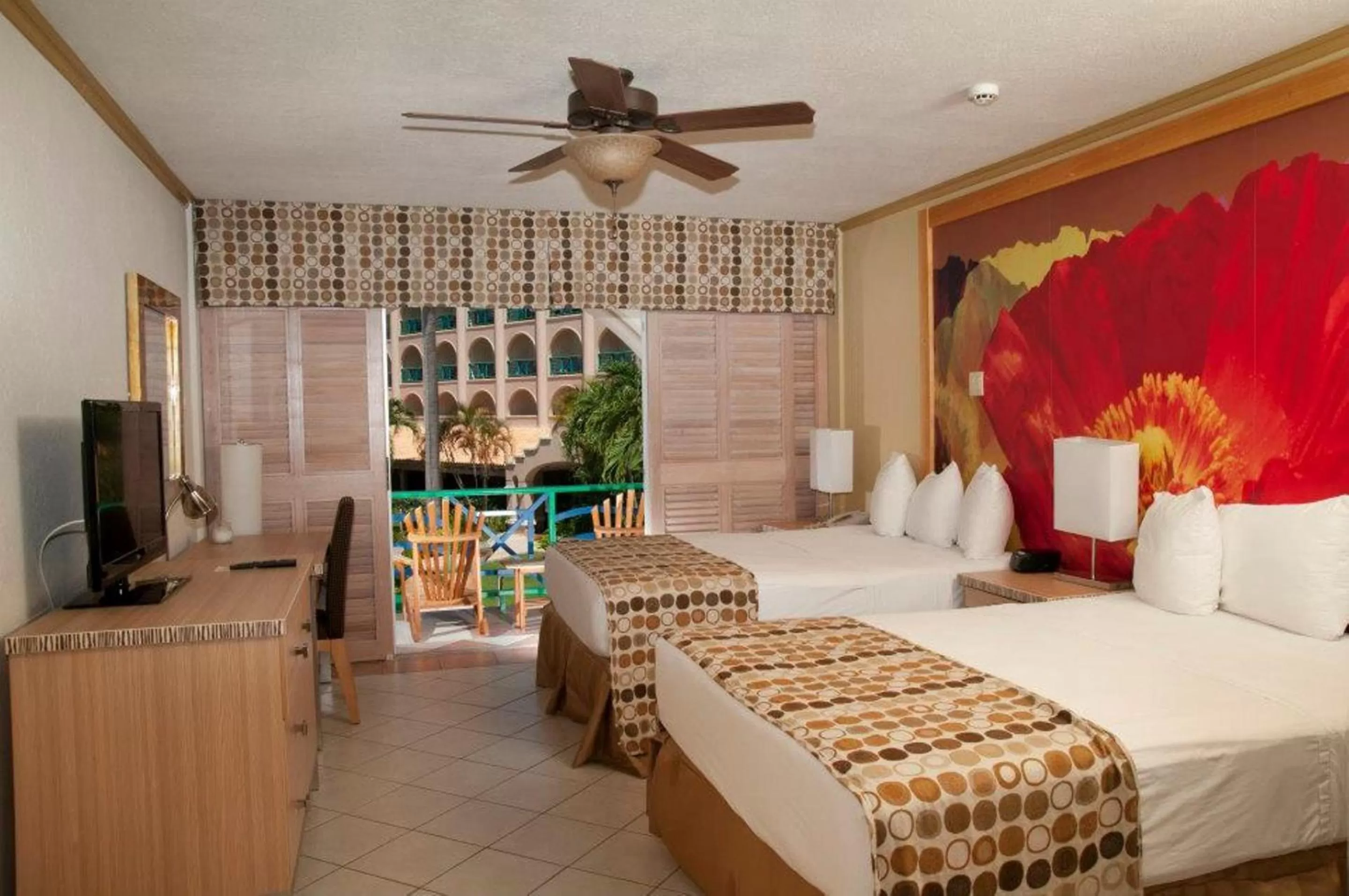 Bed in Accra Beach Hotel & Spa