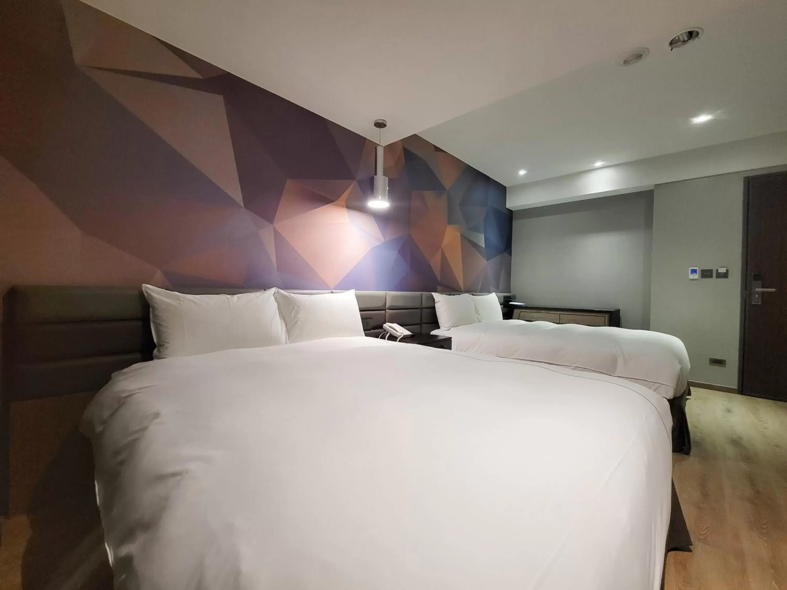 Photo of the whole room, Bed in CHECK inn Taichung Wenxin Zhongqing