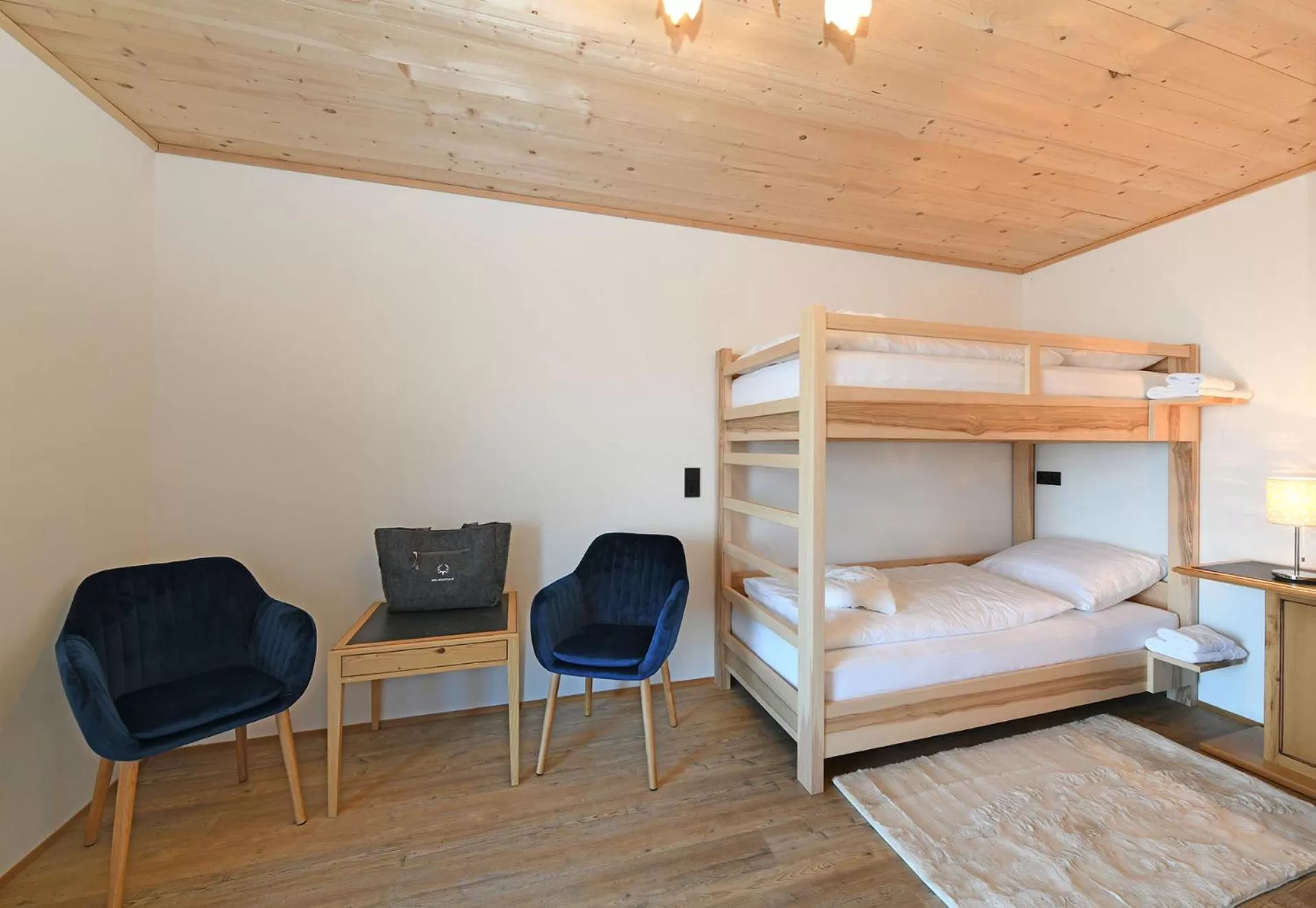 bunk bed, Bed in Hotel St Hubertus
