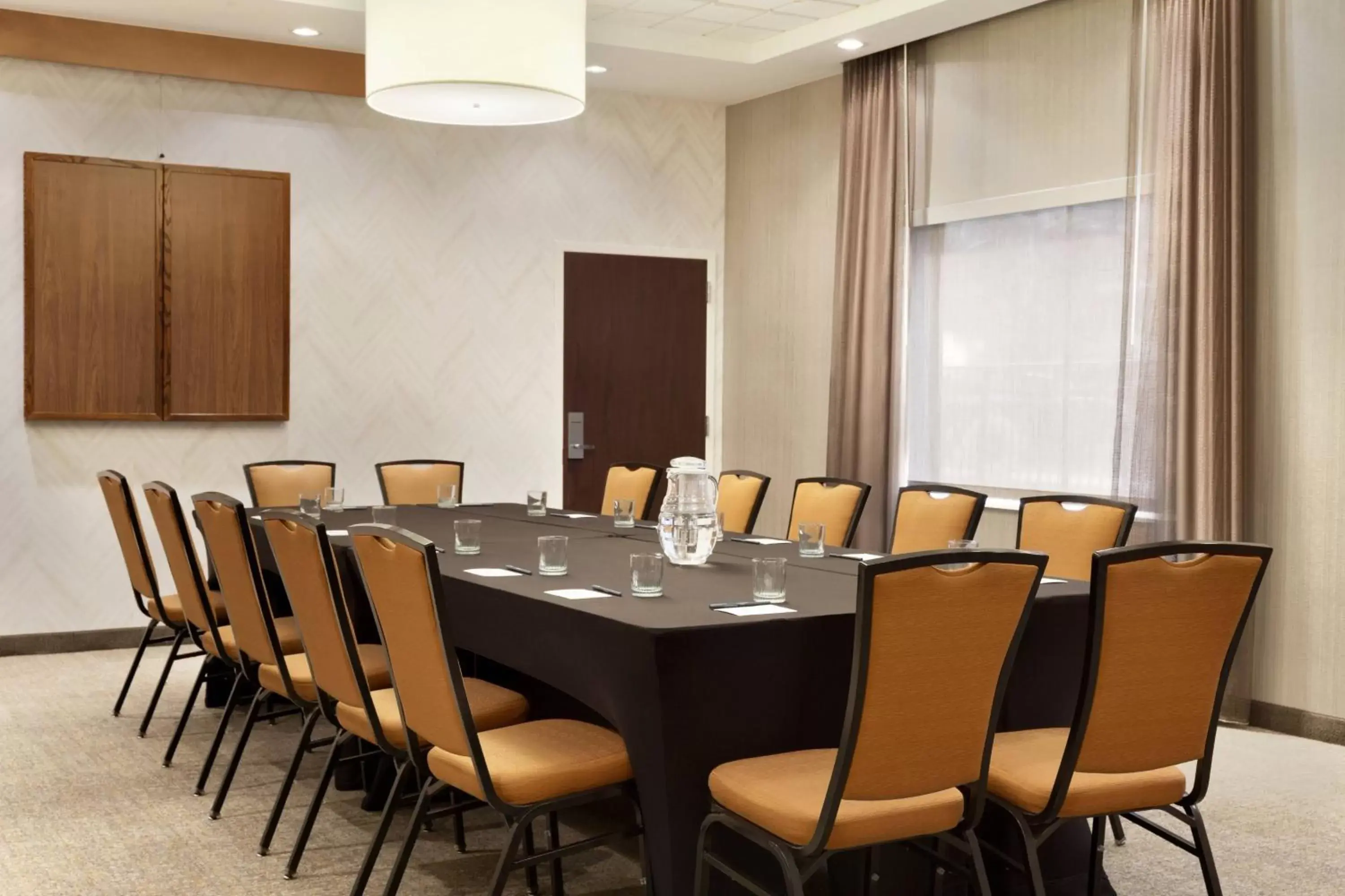 Meeting/conference room in Springhill Suites by Marriott West Palm Beach I-95