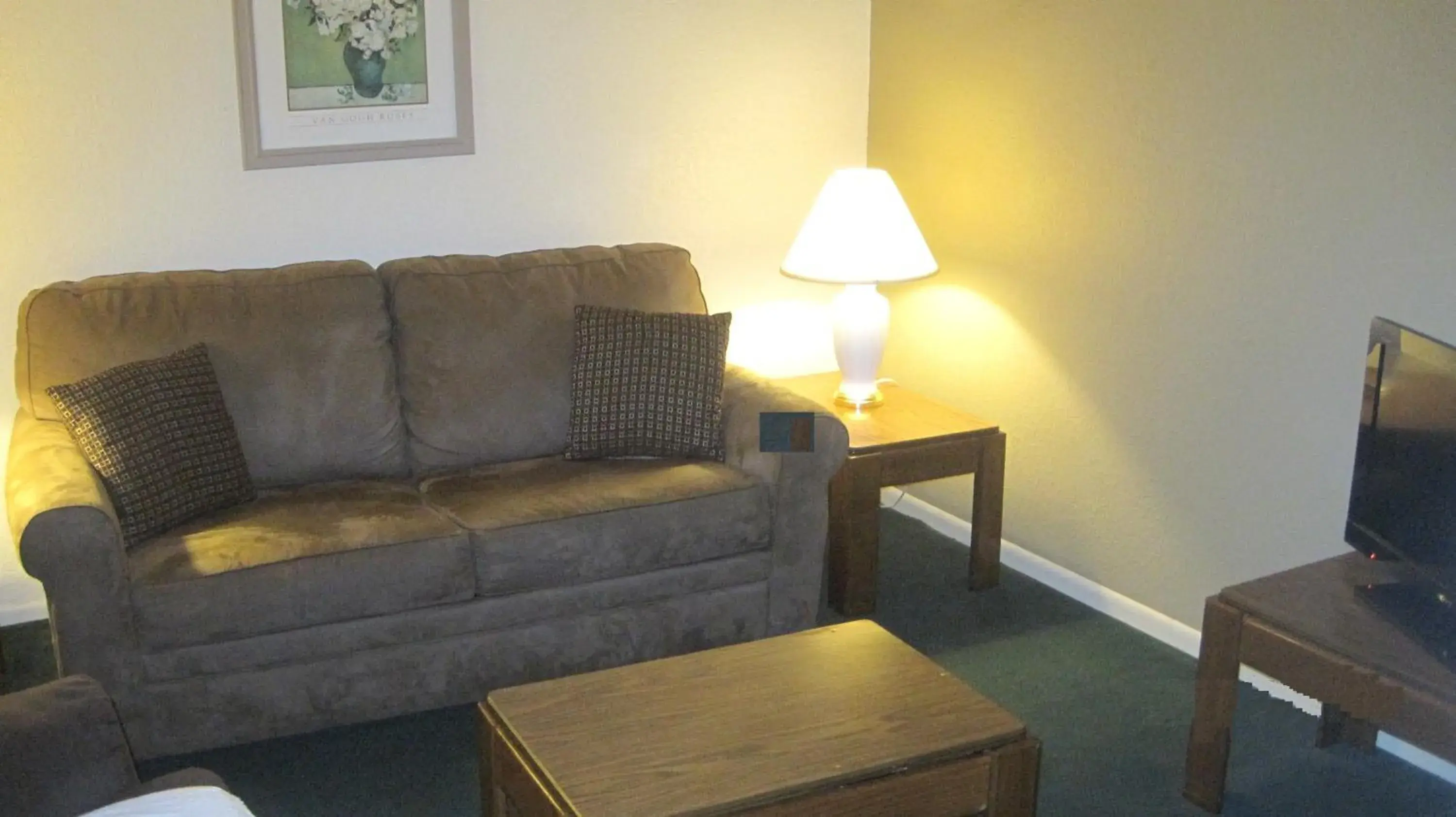 Living room, Seating Area in Sunset Inn and Suites