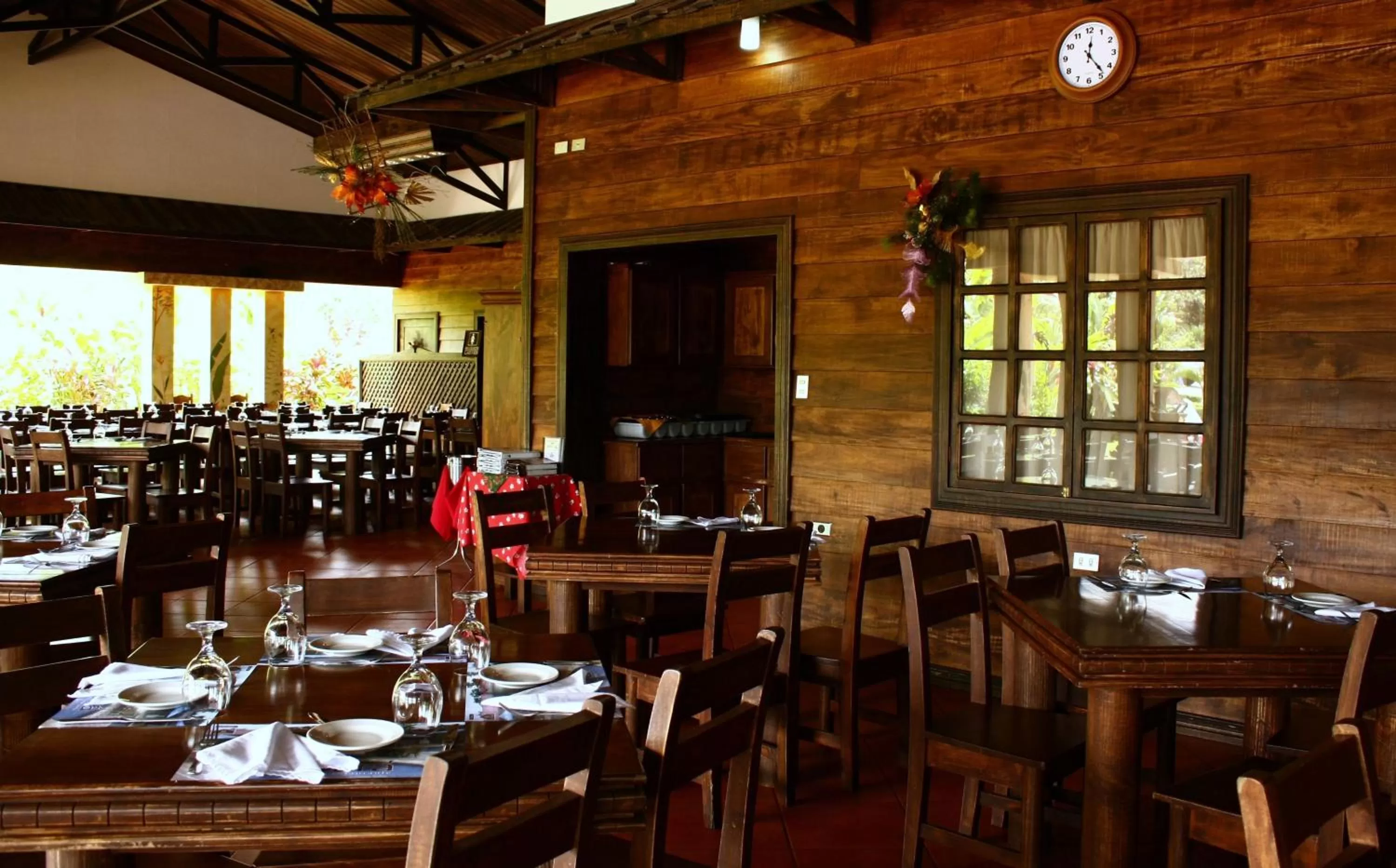 Restaurant/places to eat in Volcano Lodge, Hotel & Thermal Experience