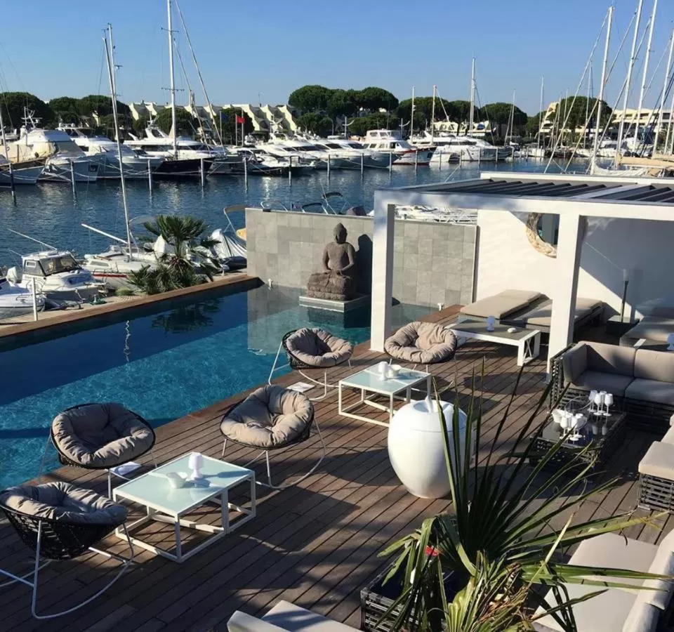 Decorative detail in Le Spinaker