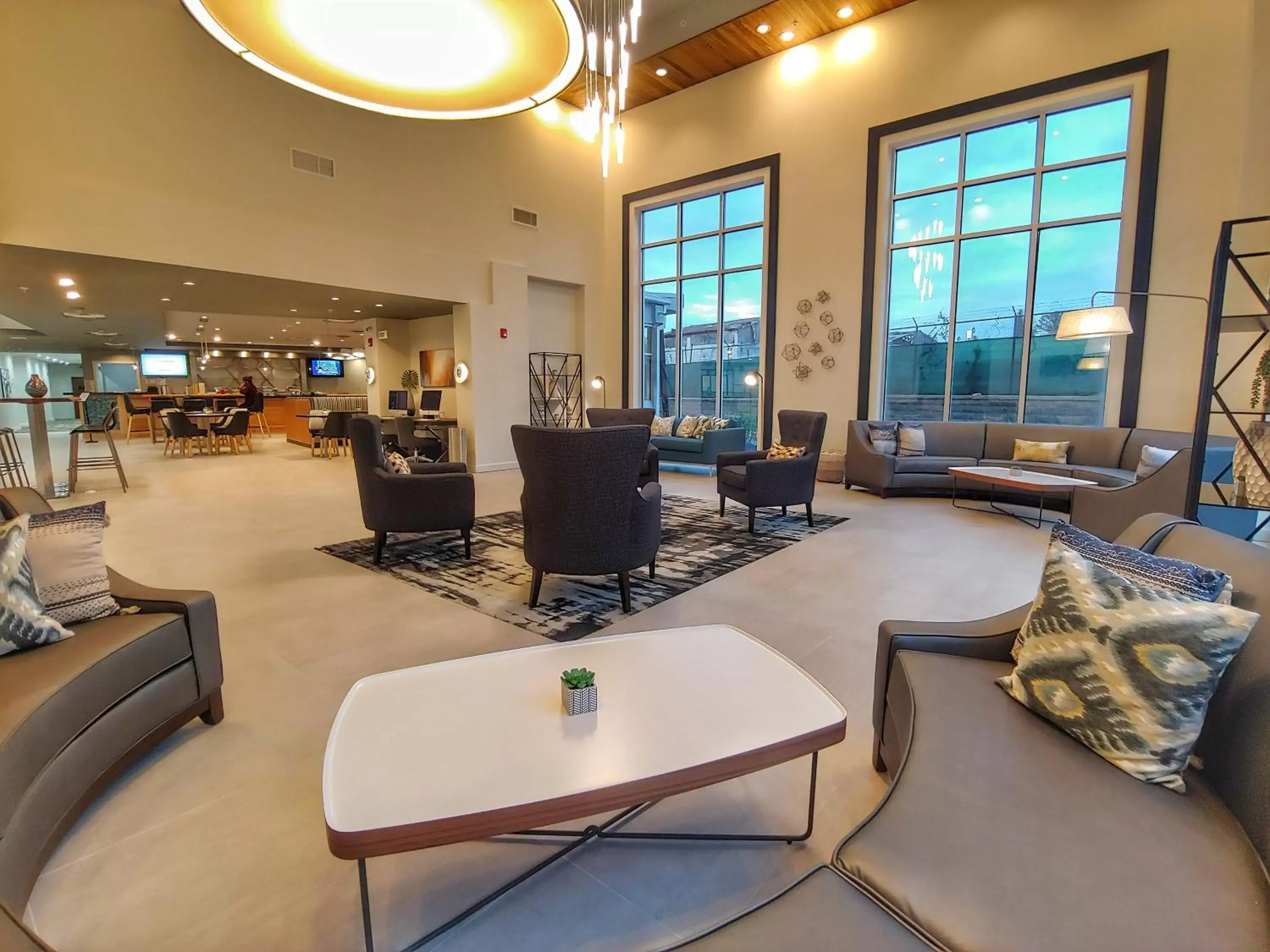 Lobby or reception in Radisson Hotel Atlanta Airport Lobby or reception in Radisson Hotel Atlanta Airport