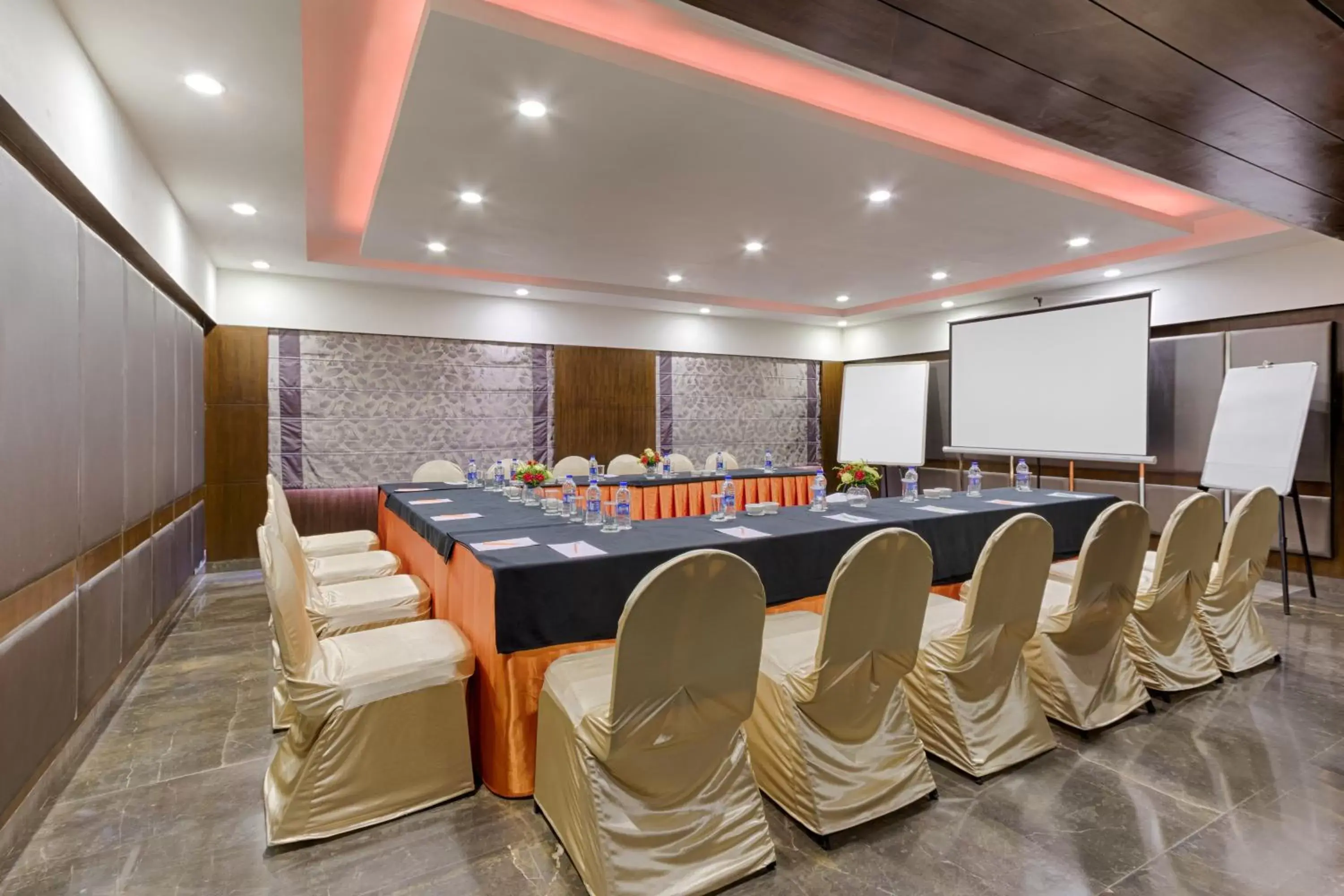 Meeting/conference room in Quality Hotel D V Manor