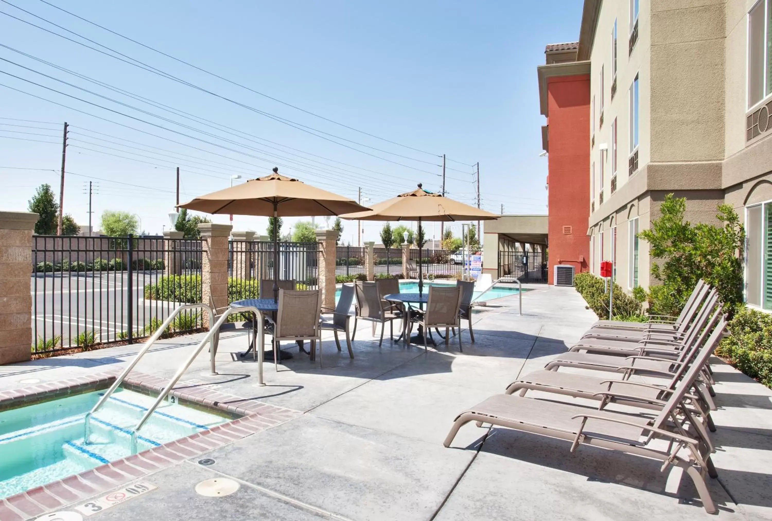 Swimming Pool in Holiday Inn Express Hotel & Suites Modesto-Salida, an IHG Hotel