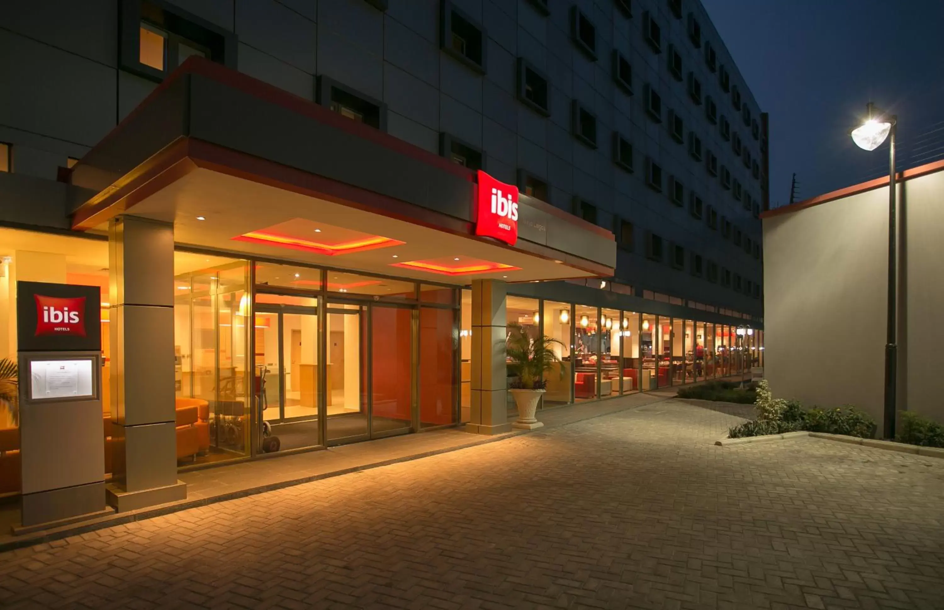 Facade/entrance in Ibis Lagos Ikeja Facade/entrance in Ibis Lagos Ikeja