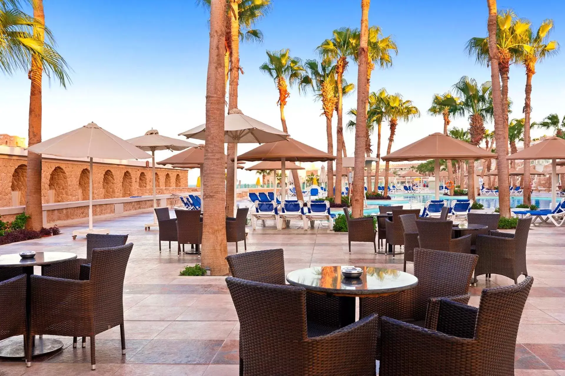 Lounge or bar, Restaurant/Places to Eat in Pickalbatros Citadel Resort Sahl Hasheesh