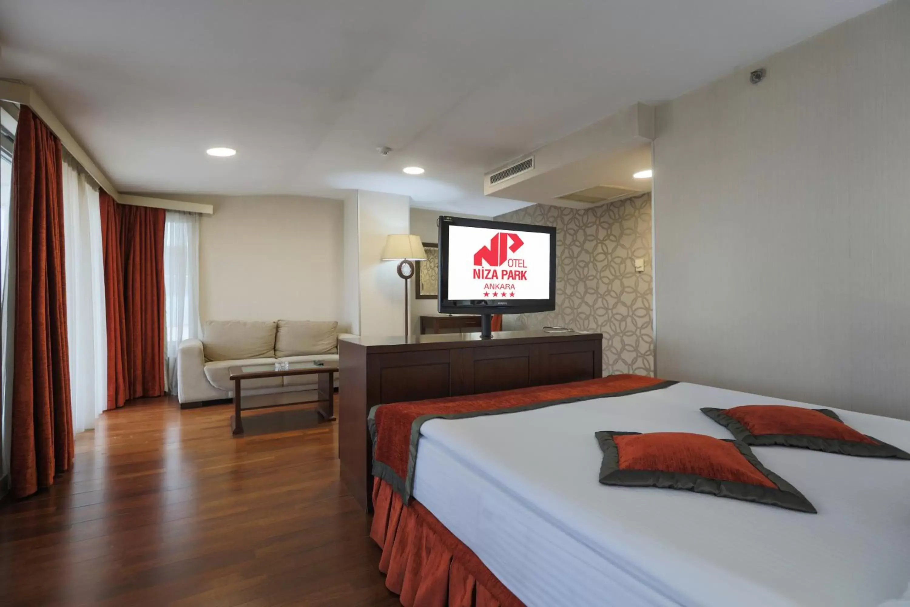 Bed in Niza Park Hotel