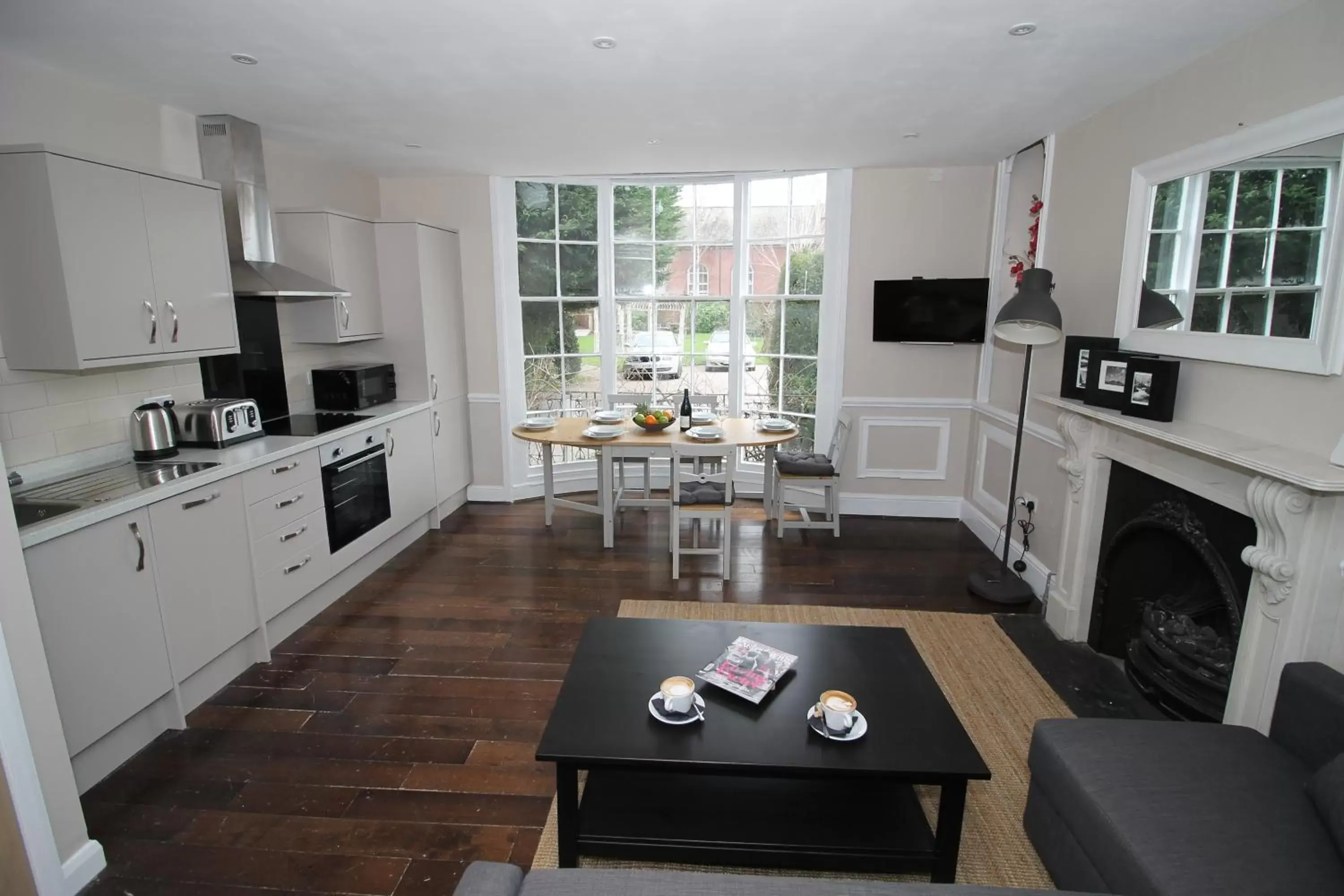 Two-Bedroom Apartment in Number 18 Apartments Two-Bedroom Apartment in Number 18 Apartments