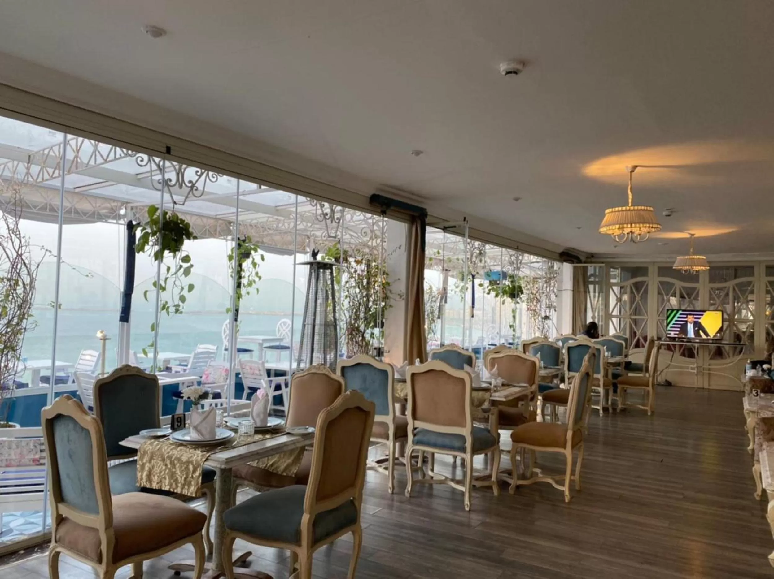 Restaurant/places to eat in Windsor Palace Luxury Heritage Hotel Since 1906 by Paradise Inn Group