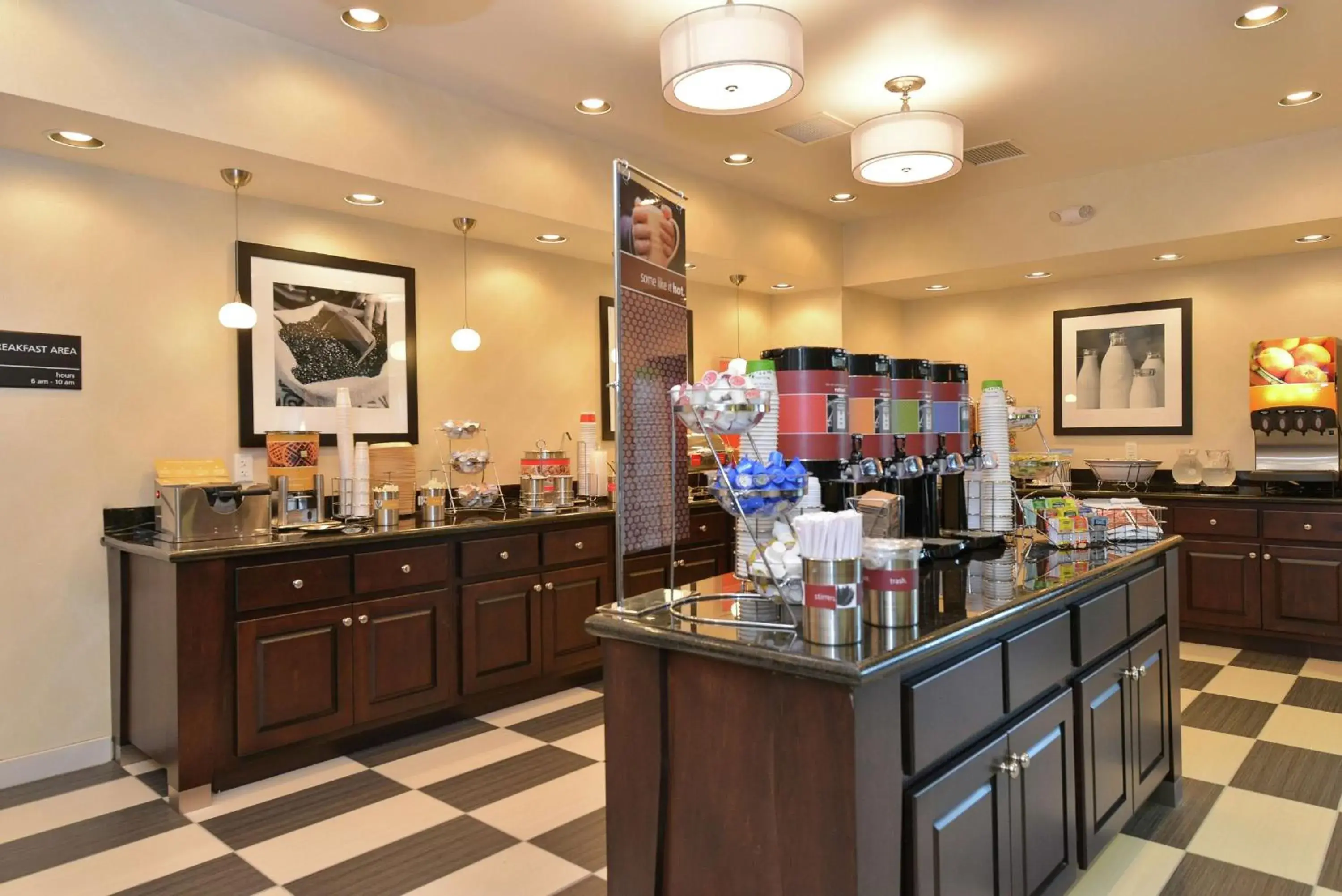 Breakfast, Restaurant/Places to Eat in Hampton Inn By Hilton Middletown