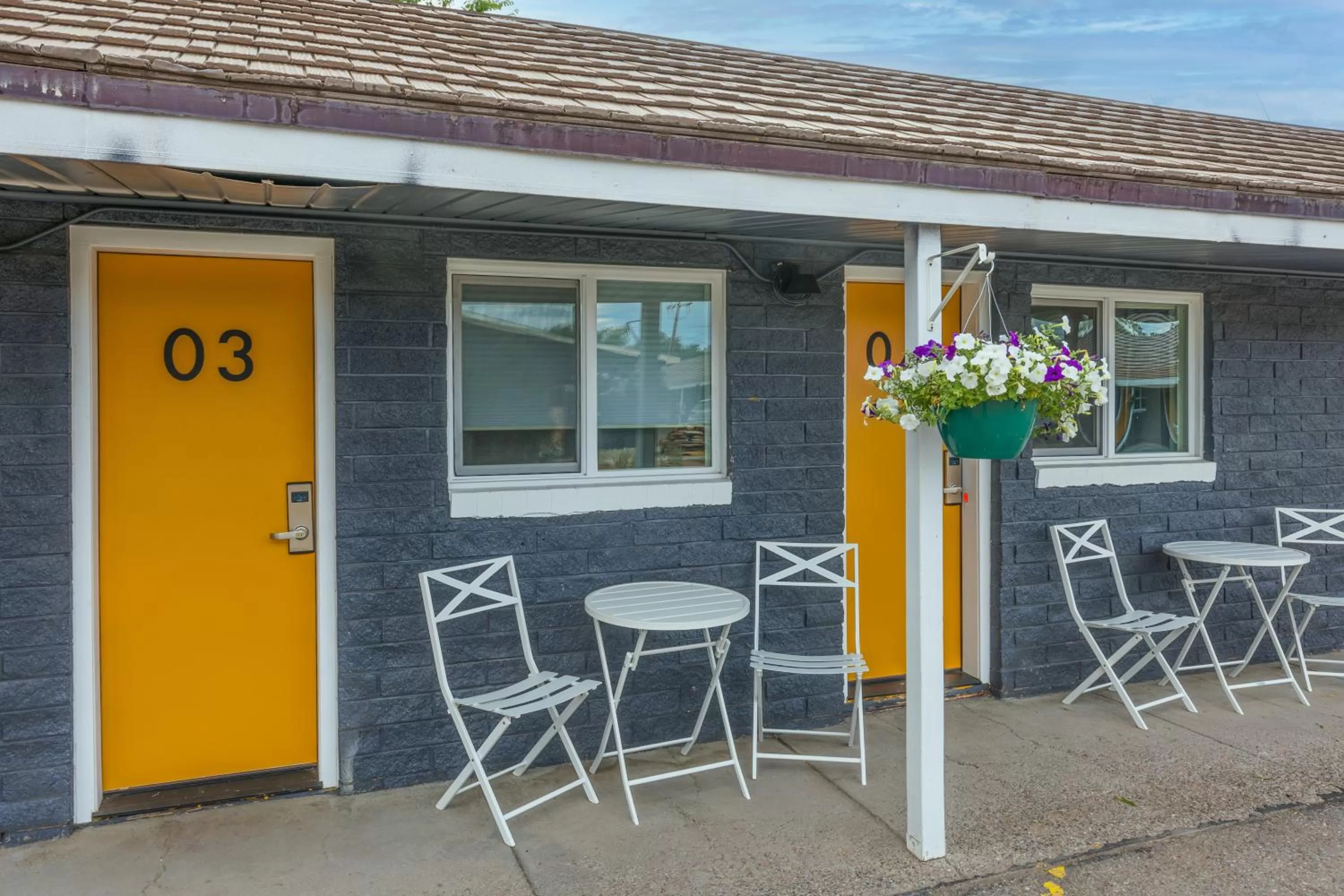 Patio in Minecart Motor Lodge