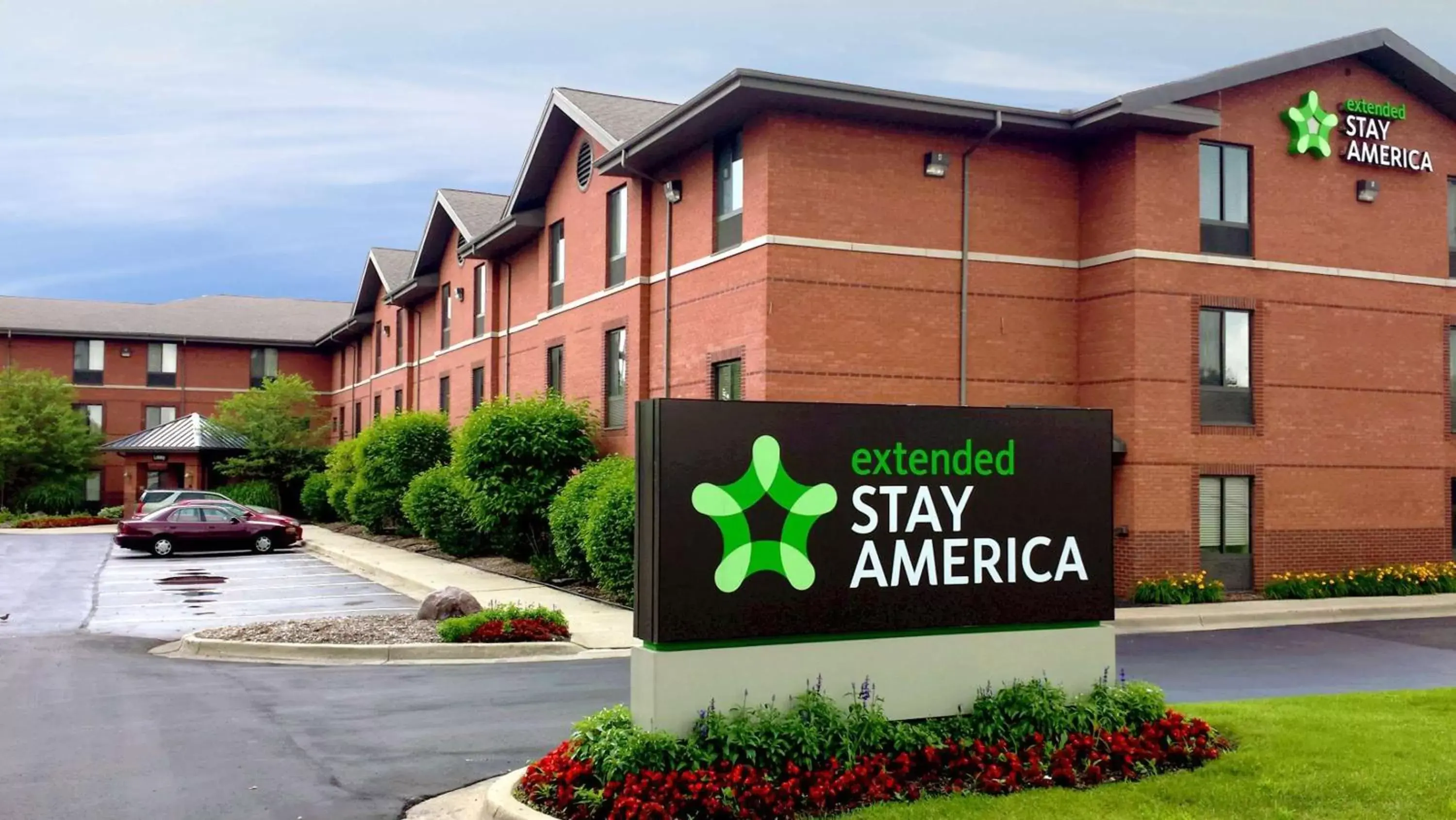 Property Building in Extended Stay America Select Suites - Detroit - Ann Arbor - University South
