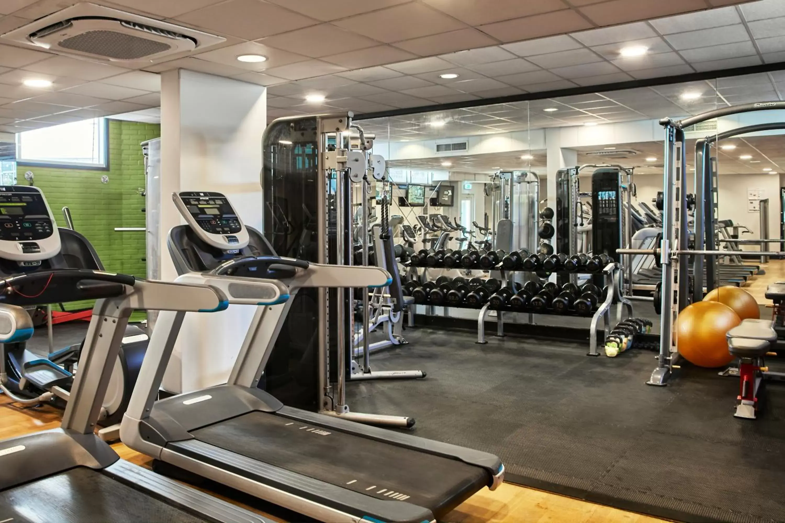 Fitness centre/facilities, Fitness Center/Facilities in Langstone Quays Resort