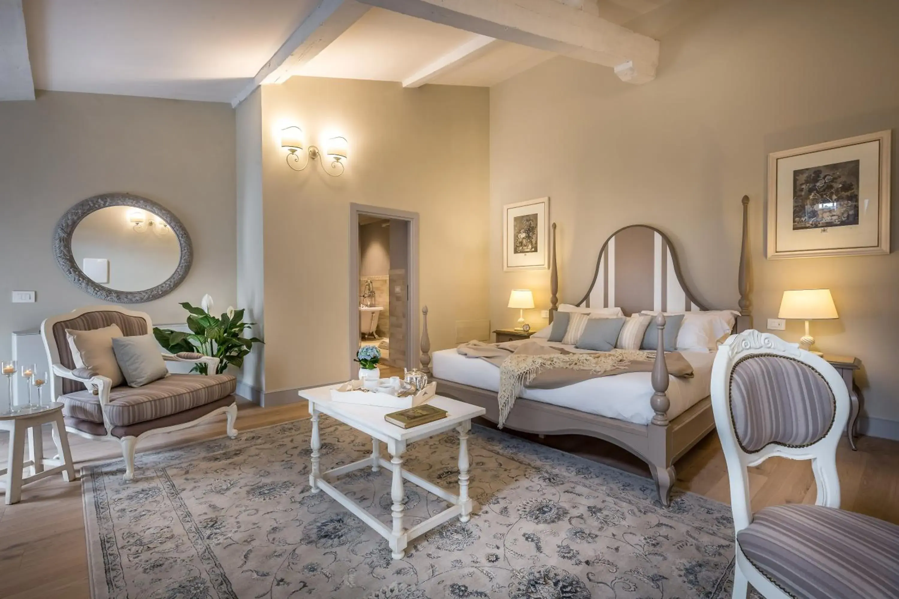 Bedroom in Palazzo Ridolfi - Residenza d'Epoca