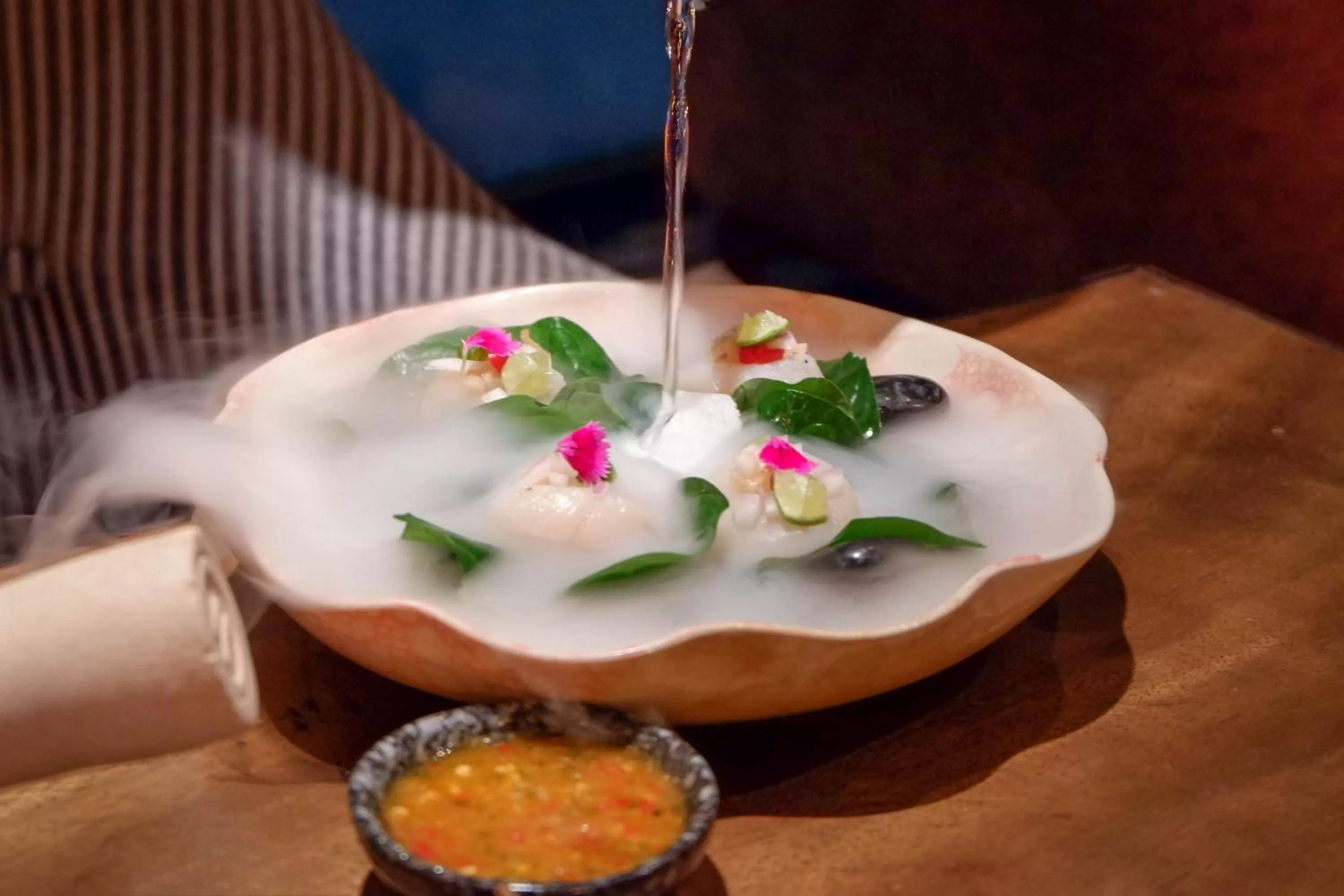 Restaurant/places to eat in The Continent Hotel Sukhumvit - Asok BTS Bangkok