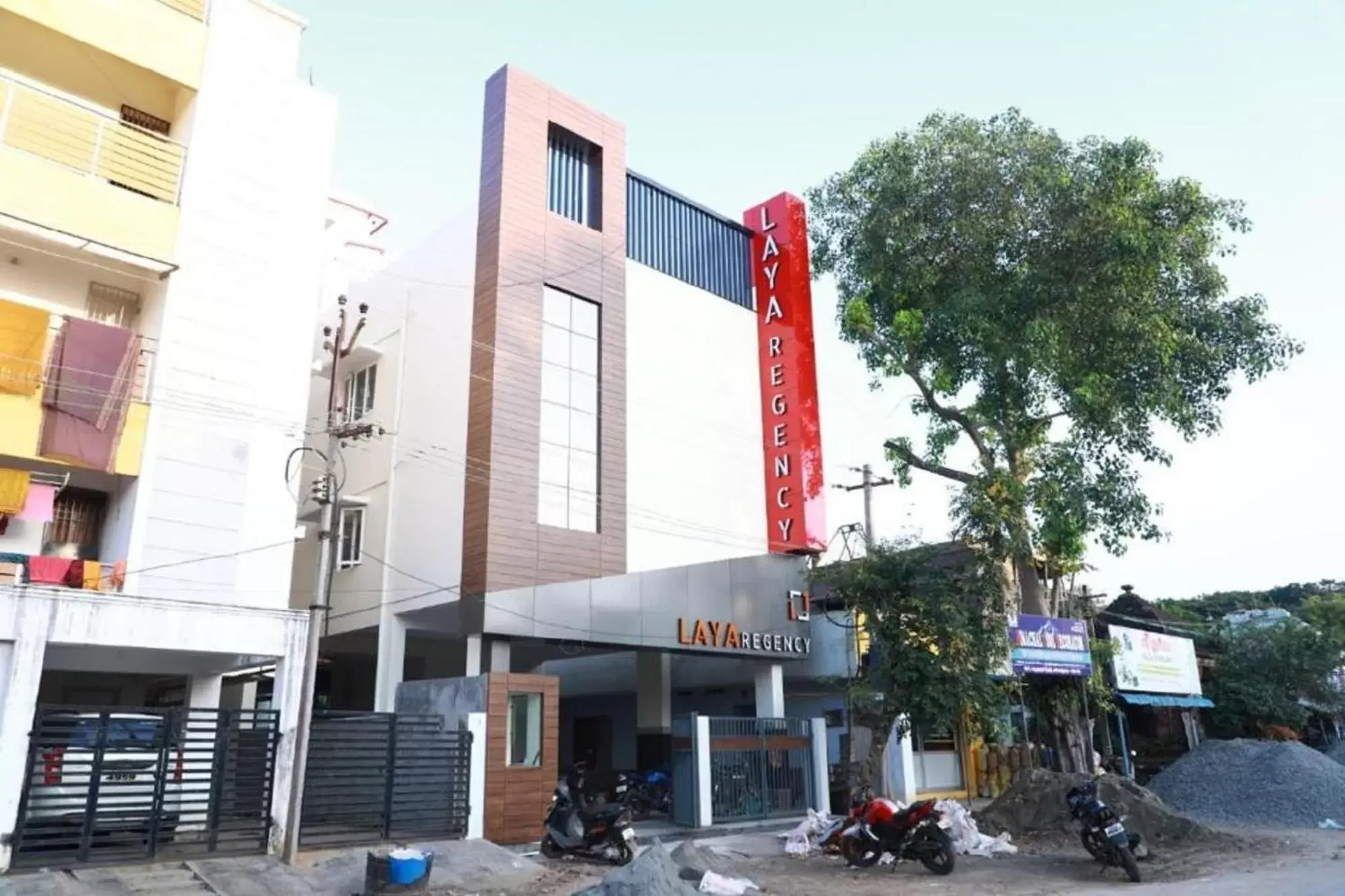 Property building in Laya Regency Property building in Laya Regency