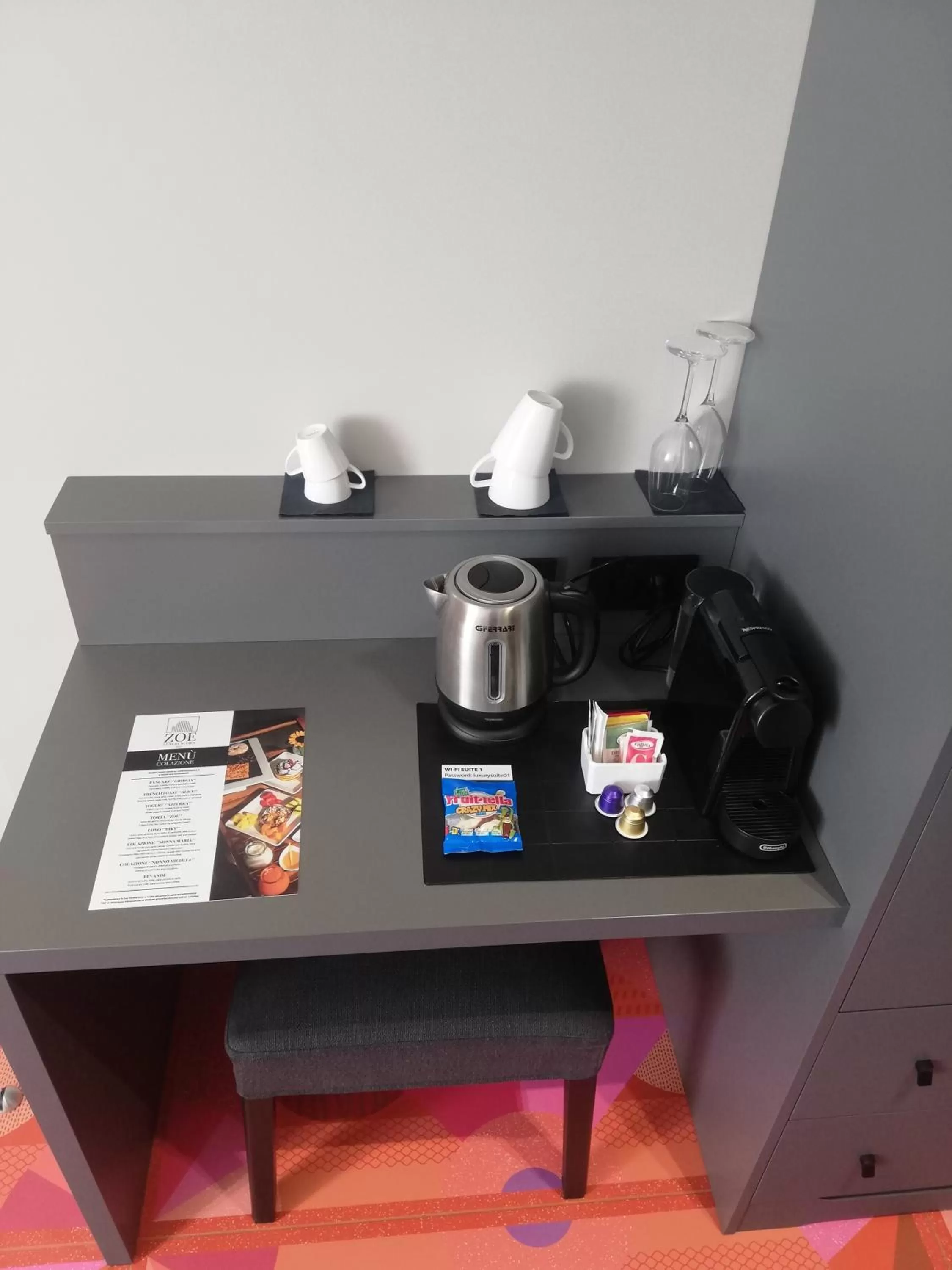 Coffee/Tea Facilities in ZOE LUXURY SUITES