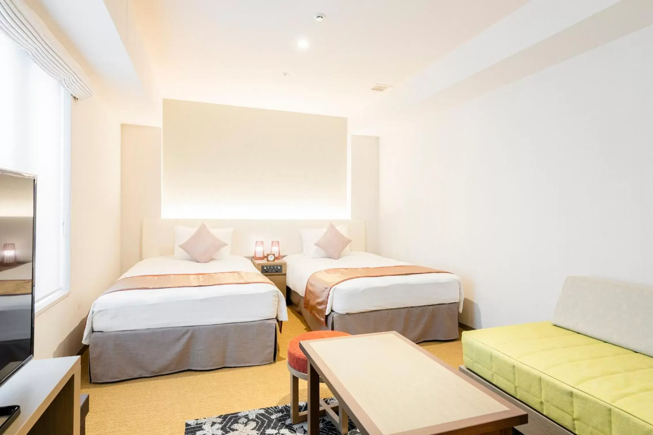 Photo of the whole room, Bed in Tokyu Stay Kyoto Sanjo-Karasuma