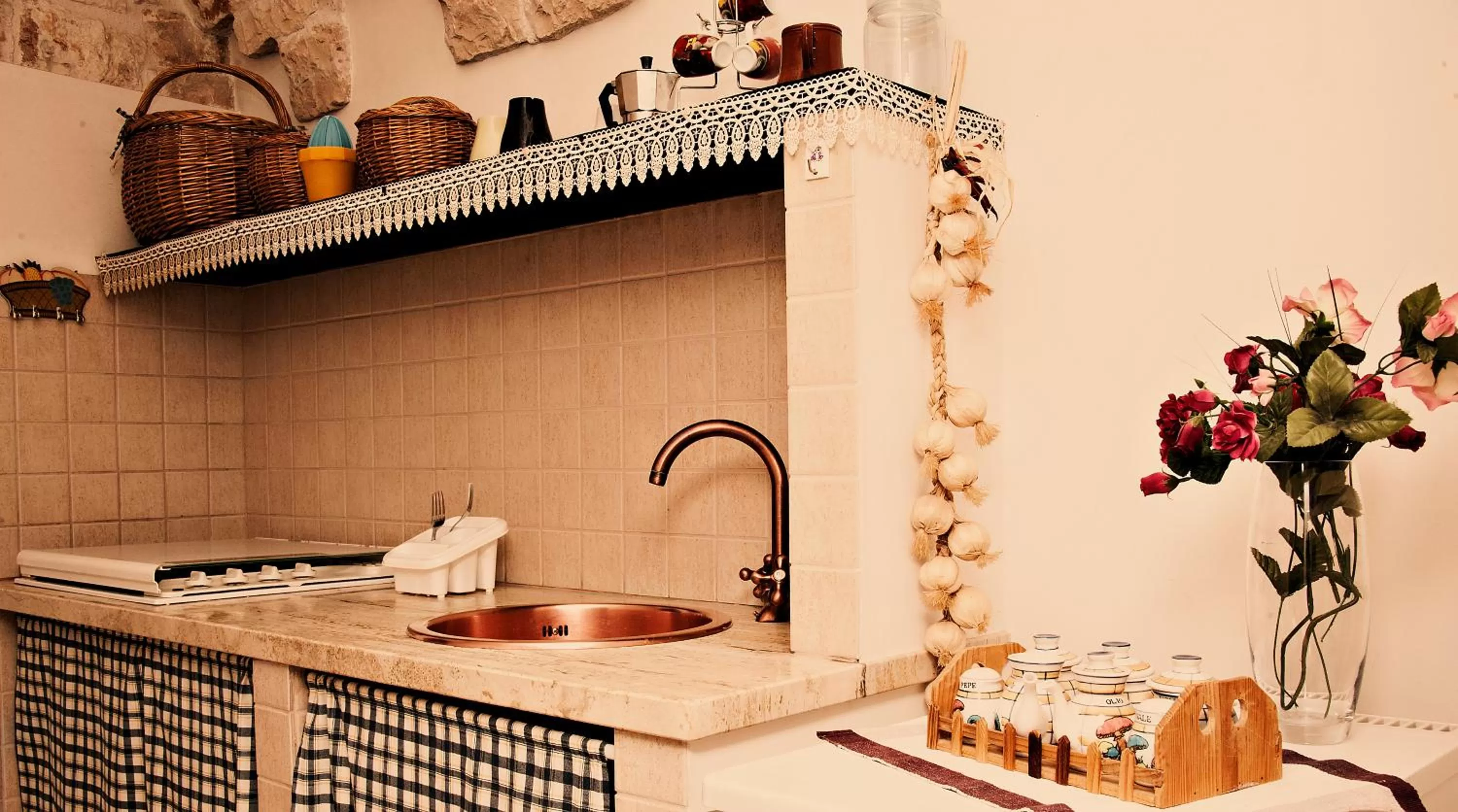 Decorative detail in Giardino Dei Trulli