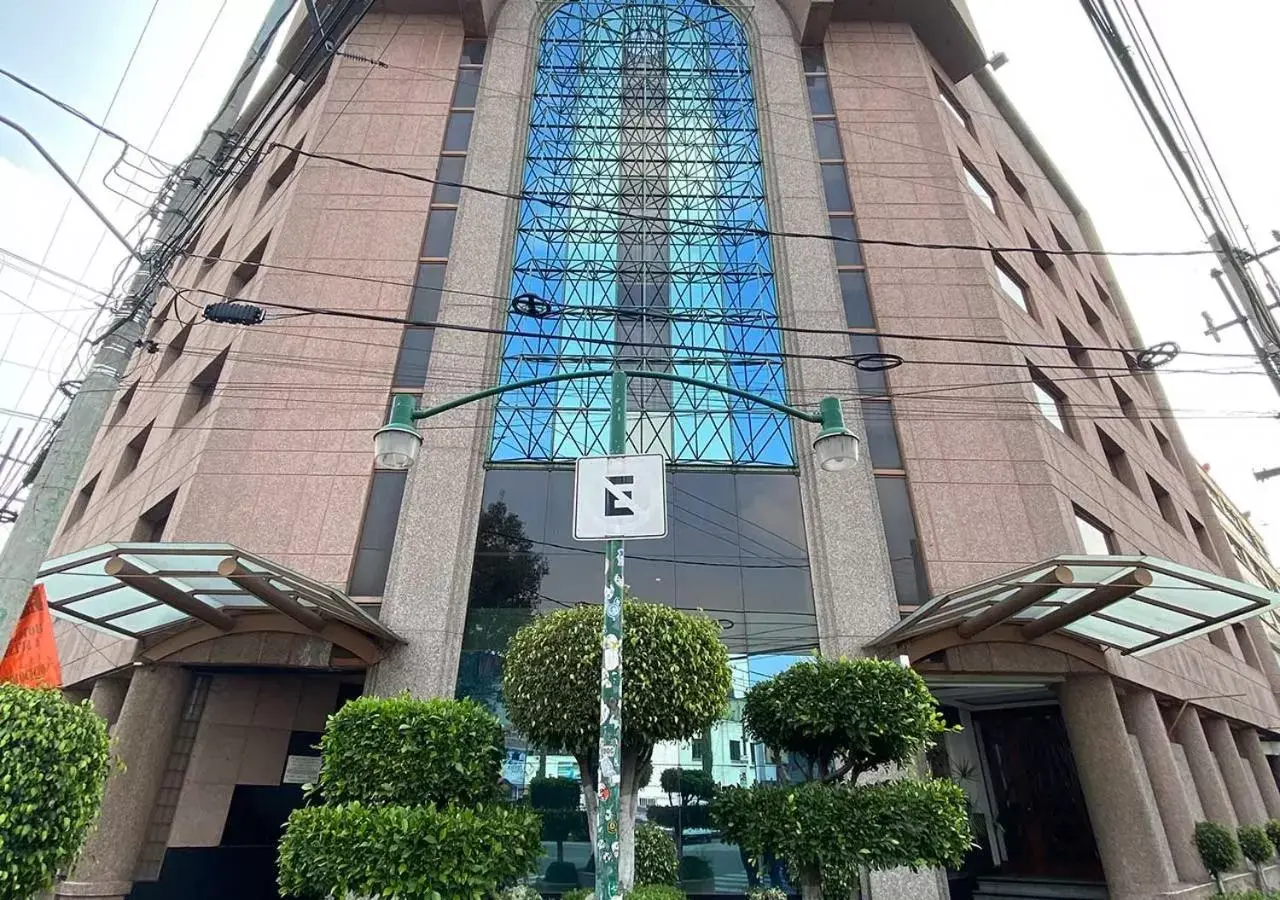 Property building in Hotel Escala Siglo XXI