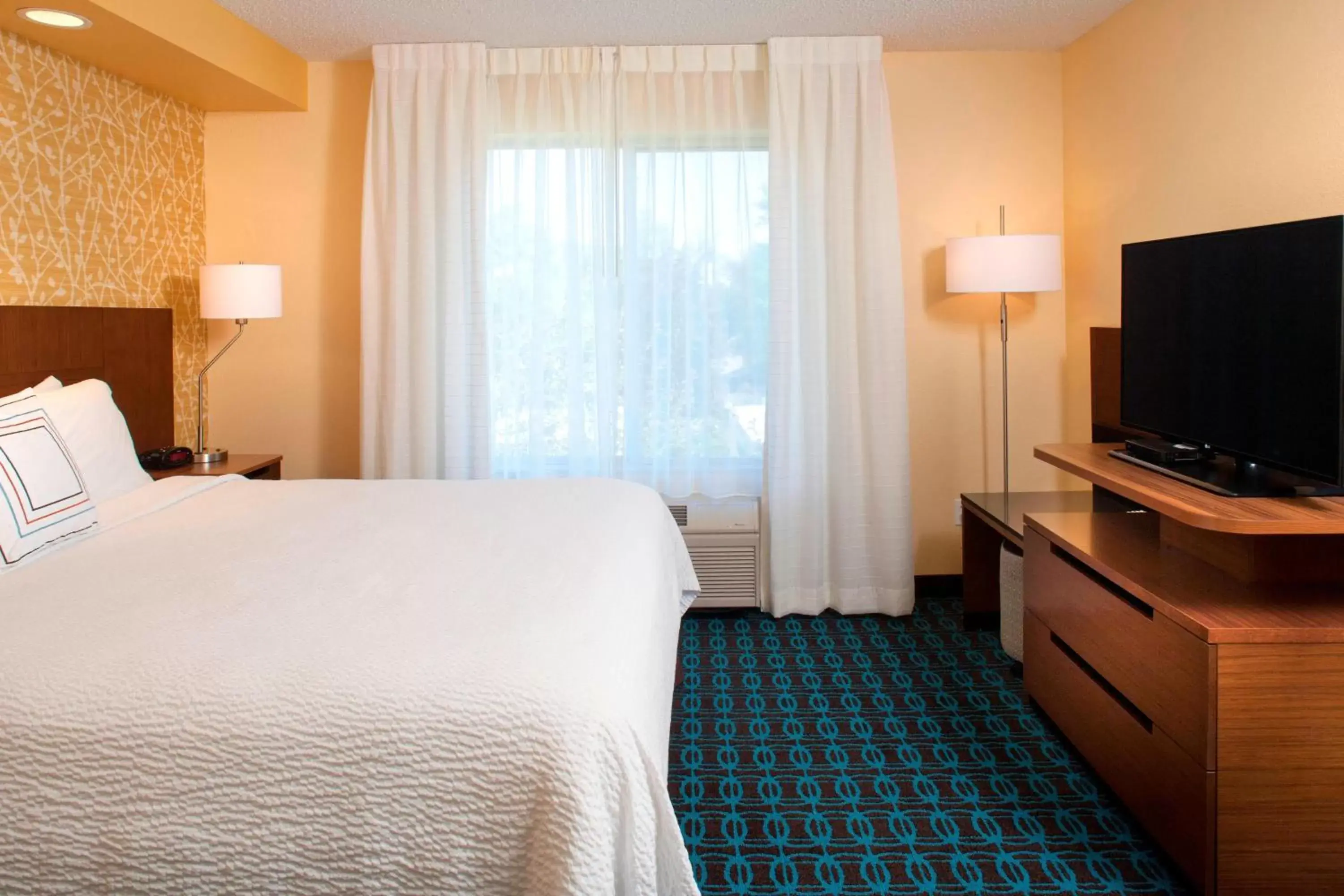 Photo of the whole room, TV/Entertainment Center in Fairfield Inn by Marriott Denver / Westminster