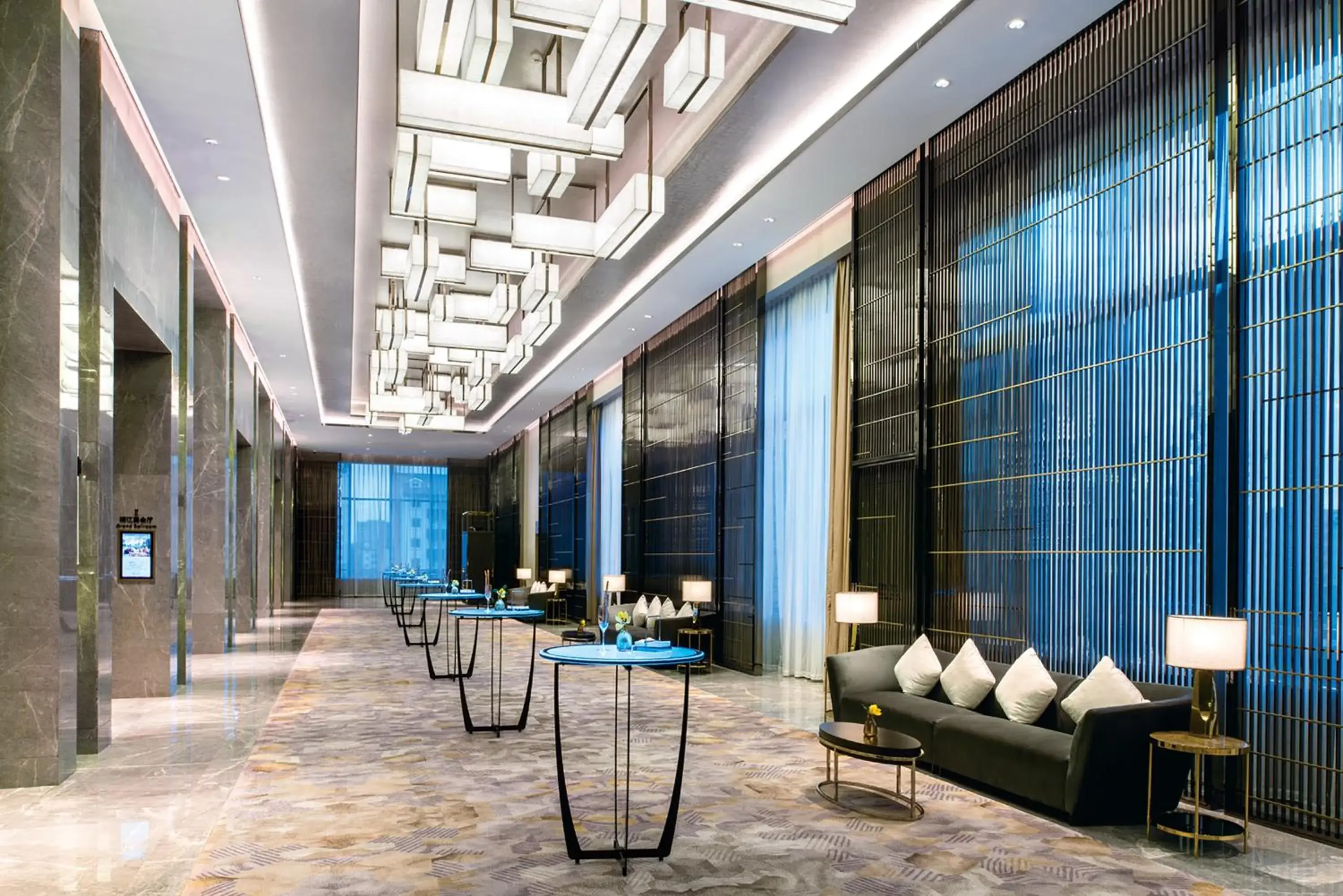 Meeting/conference room, Seating Area in Crowne Plaza Shanghai Pujiang, an IHG Hotel