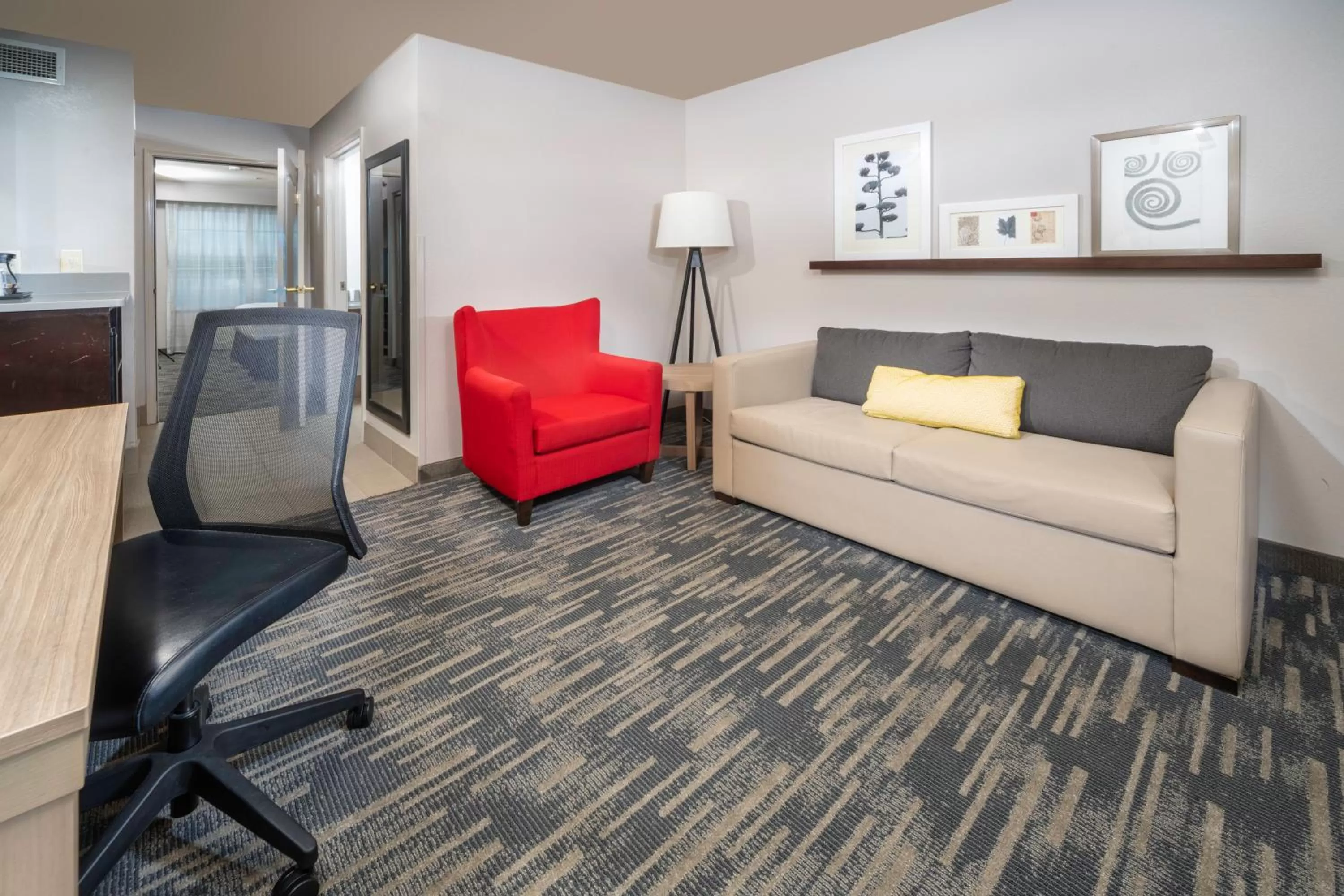 Bedroom in Country Inn & Suites by Radisson, Rocky Mount, NC