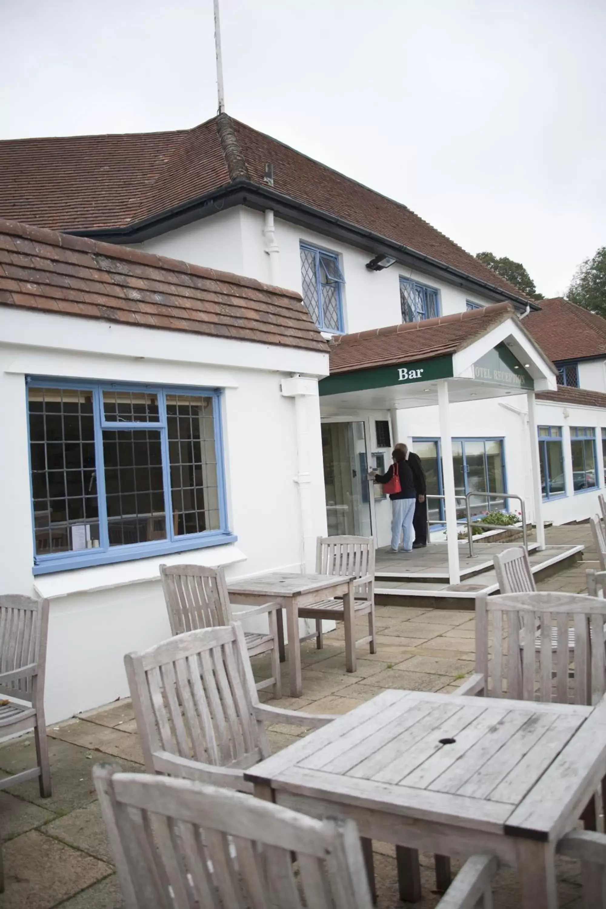 Restaurant/places to eat in Shillingford Bridge Hotel