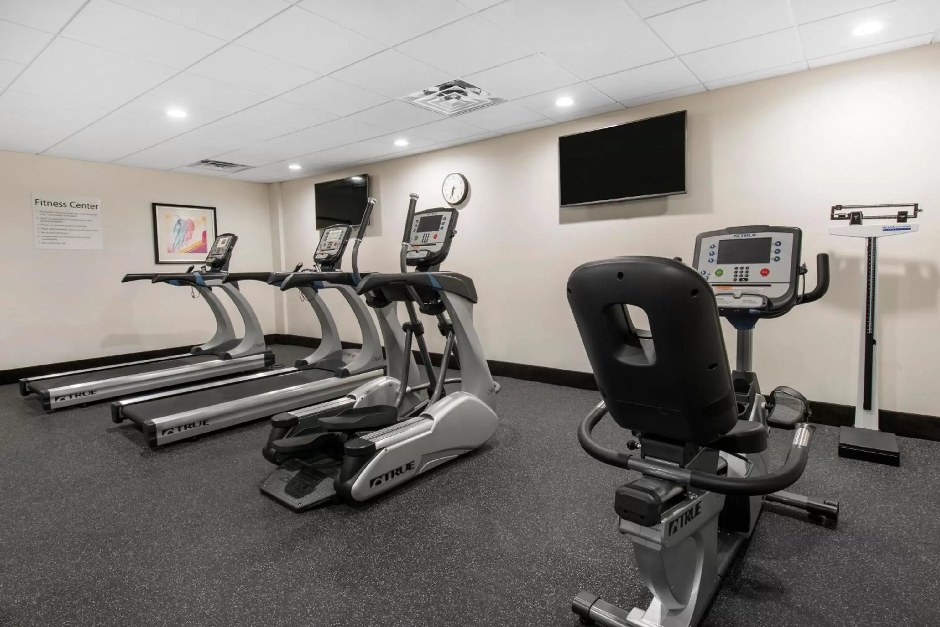 Fitness centre/facilities, Fitness Center/Facilities in Holiday Inn Savannah South - I-95 Gateway, an IHG Hotel